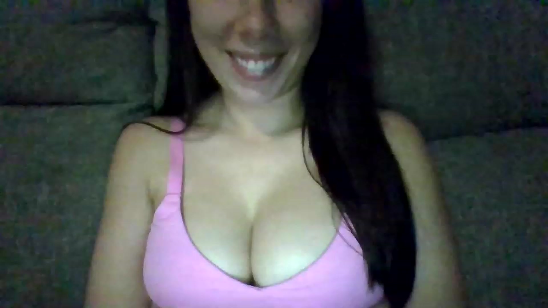 Gallery image thumbnail from KinleySweetie's myfreecams stream on, 05/09/2023, 24:42 image 1 of 20
