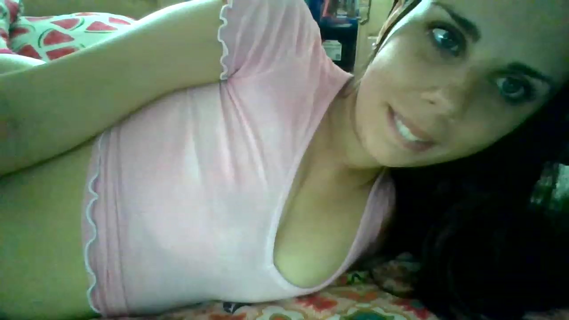 Gallery image thumbnail from KinleySweetie's myfreecams stream on, 05/11/2023, 18:17 image 17 of 20