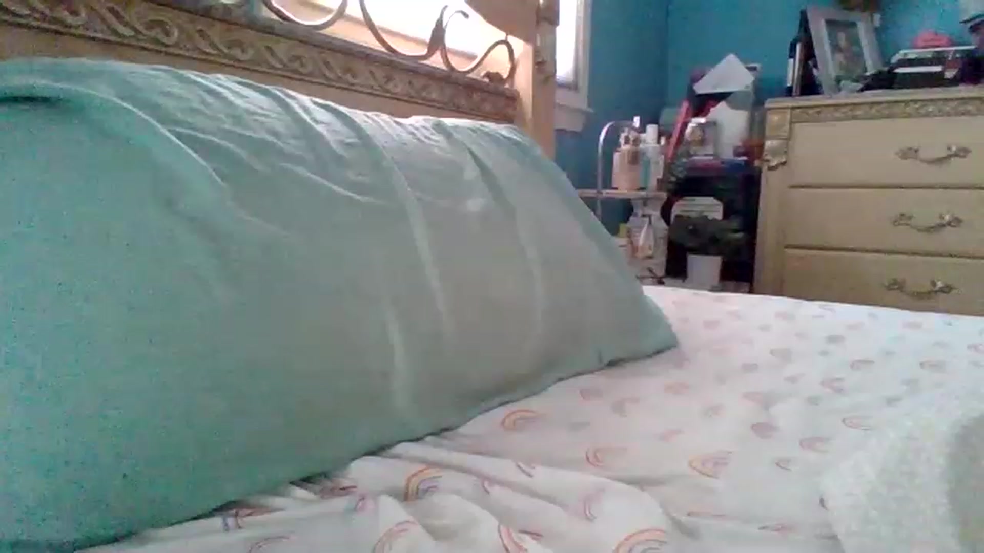 Gallery image thumbnail from KinleySweetie's myfreecams stream on, 05/12/2023, 13:48 image 13 of 20