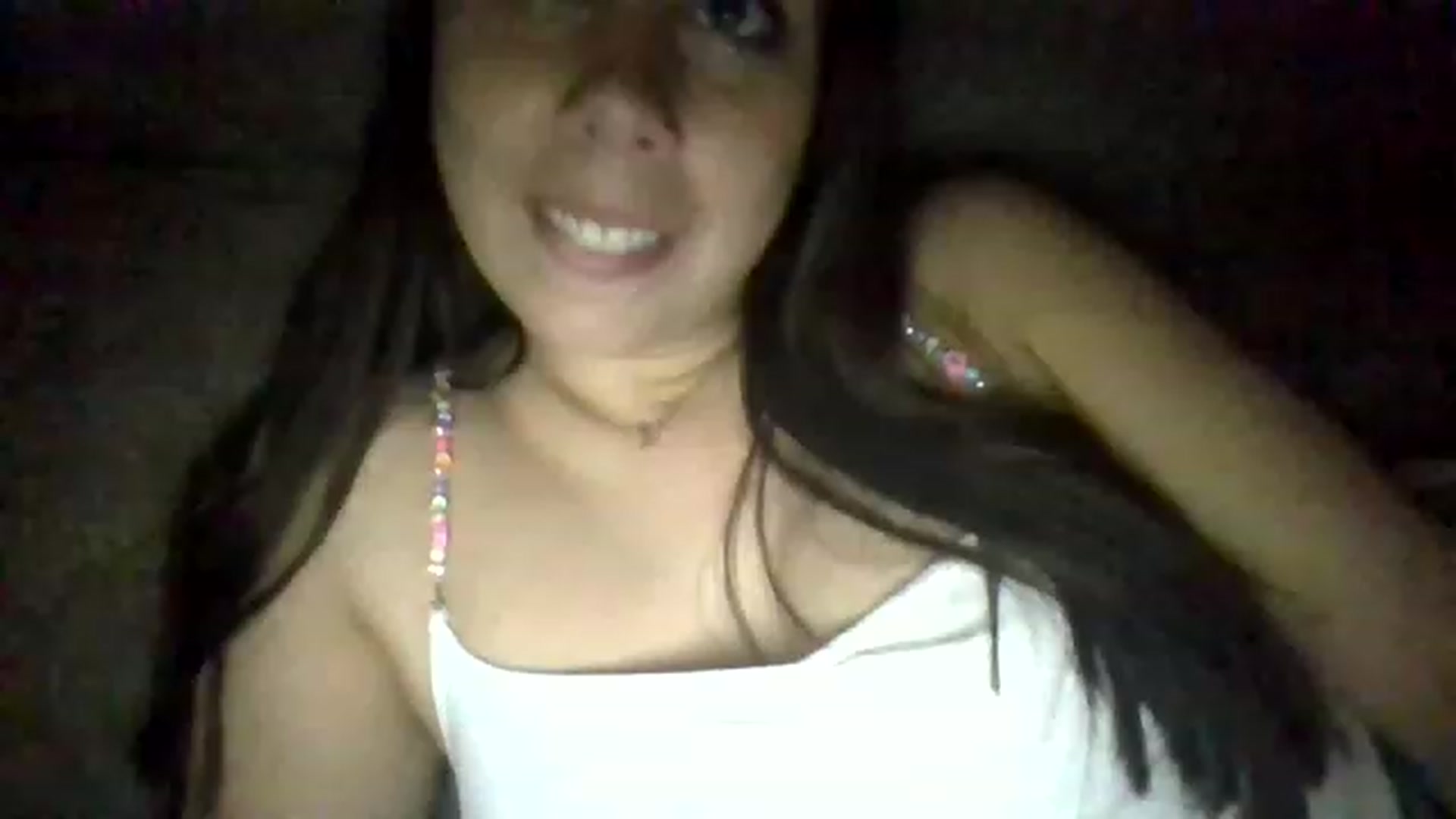 Gallery image thumbnail from KinleySweetie's myfreecams stream on, 05/28/2023, 01:56 image 10 of 20