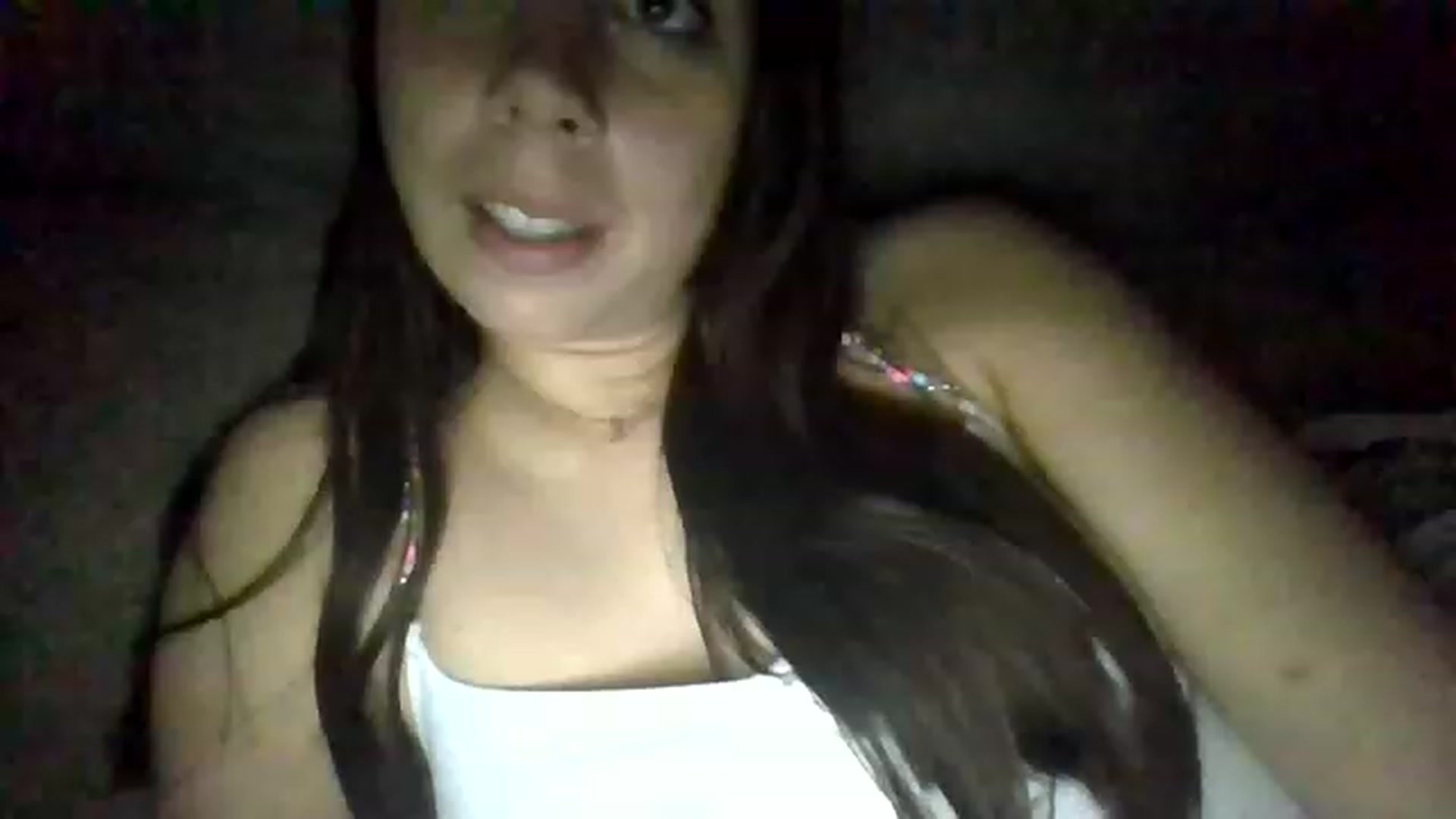 Gallery image thumbnail from KinleySweetie's myfreecams stream on, 05/28/2023, 01:56 image 12 of 20
