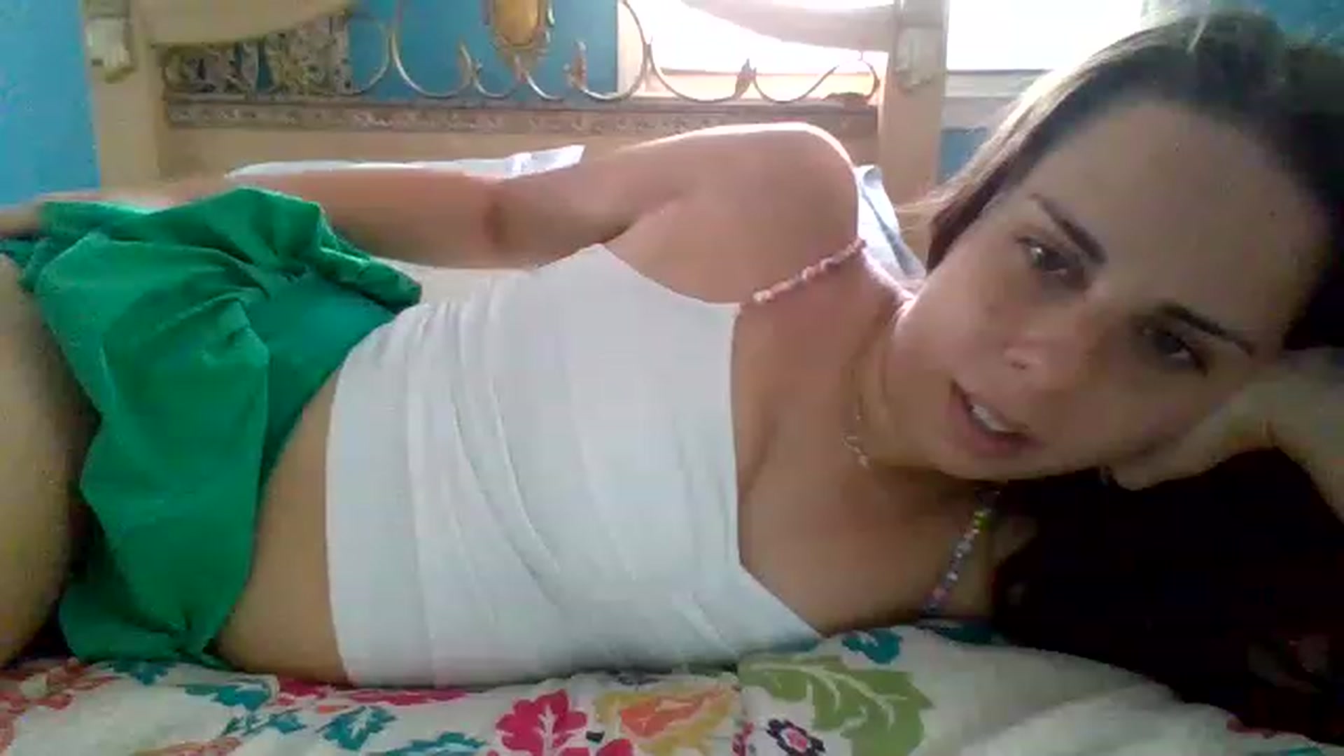 Gallery image thumbnail from KinleySweetie's myfreecams stream on, 06/06/2023, 15:25 image 8 of 20