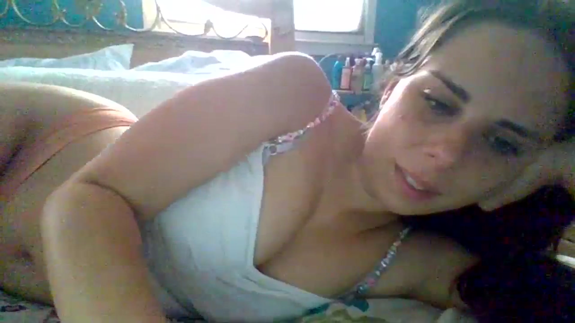 Gallery image thumbnail from KinleySweetie's myfreecams stream on, 06/16/2023, 11:57 image 11 of 20