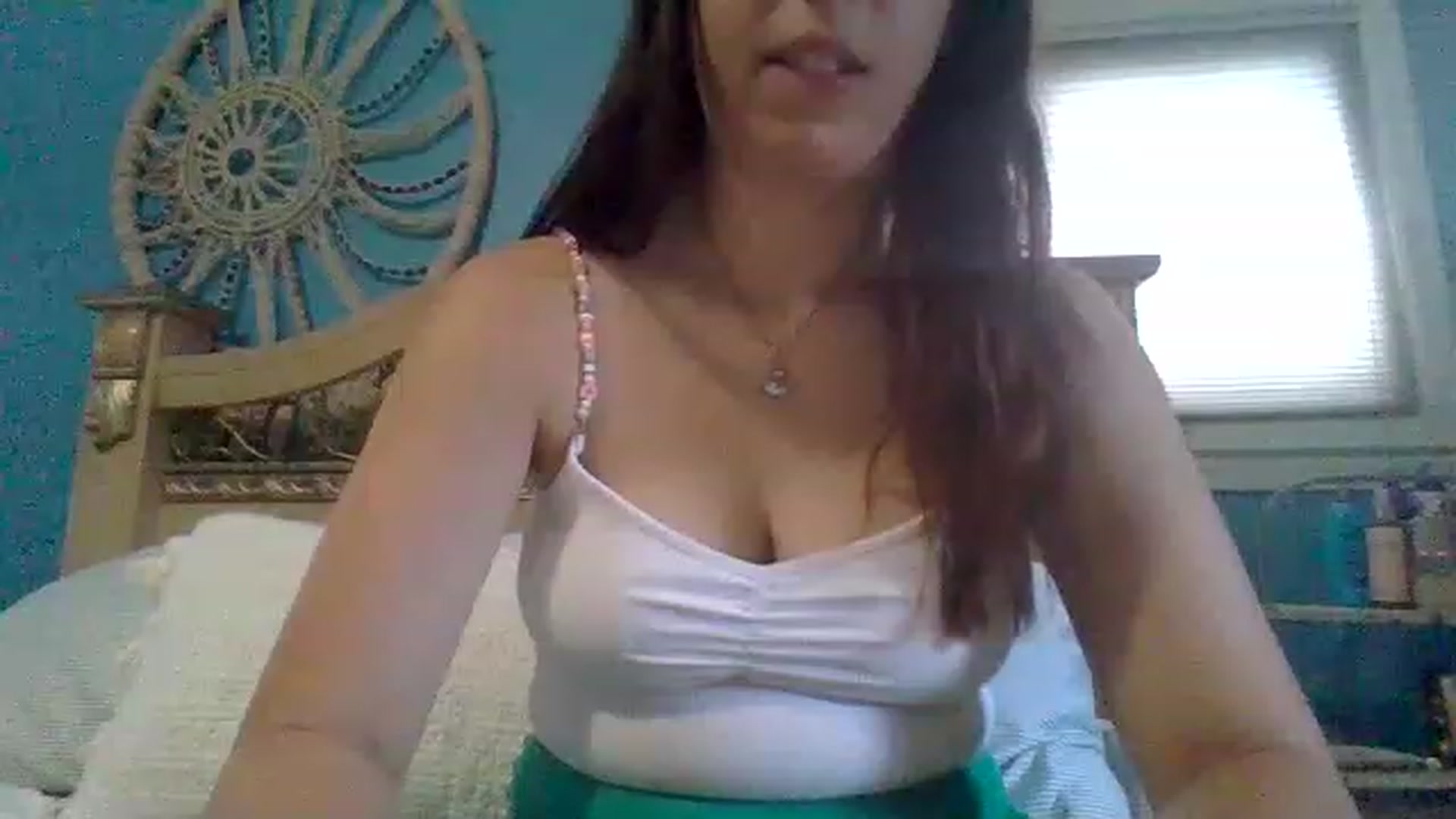 Gallery image thumbnail from KinleySweetie's myfreecams stream on, 06/25/2023, 16:26 image 15 of 20