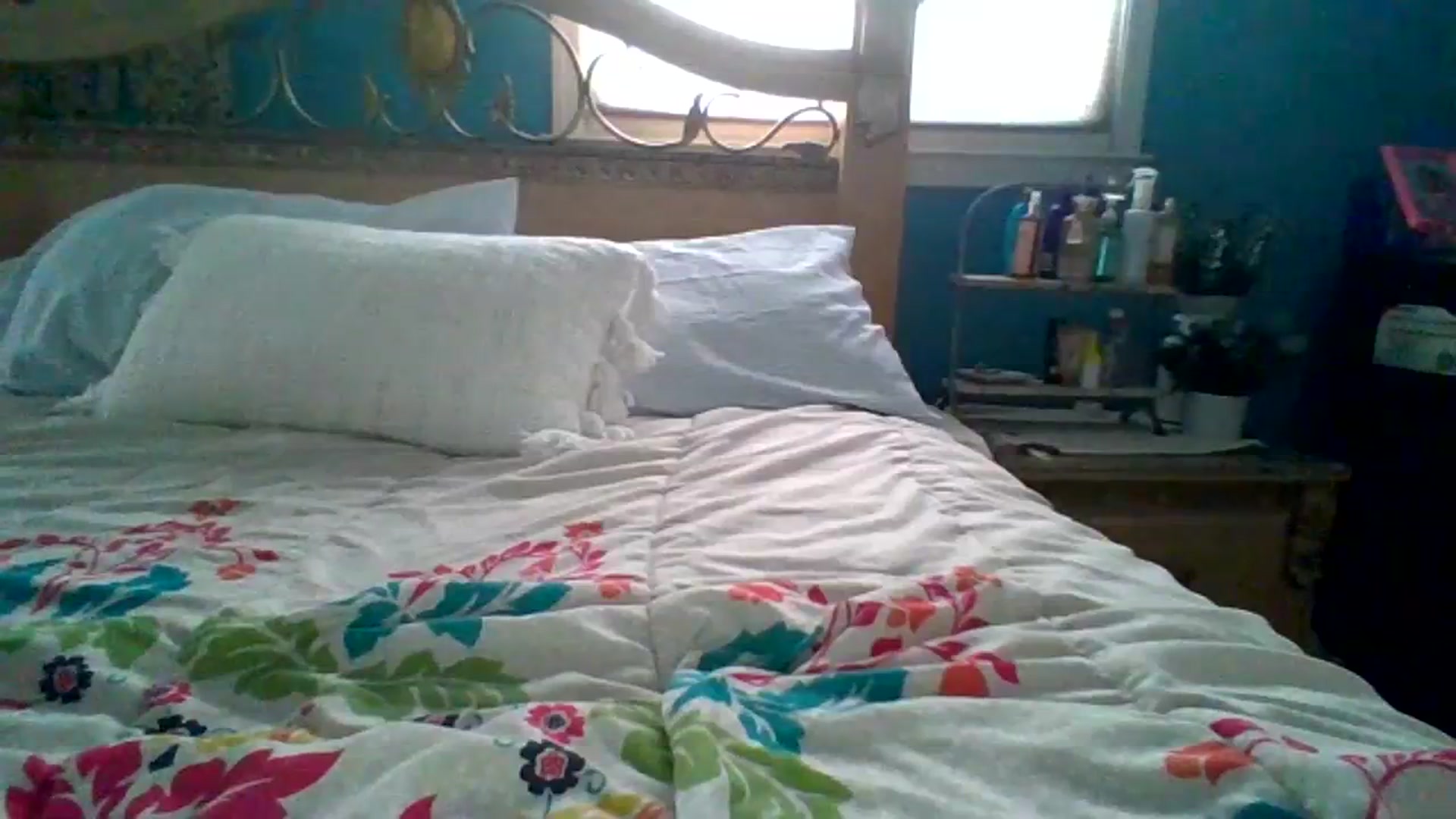 Gallery image thumbnail from KinleySweetie's myfreecams stream on, 07/10/2023, 14:30 image 18 of 20