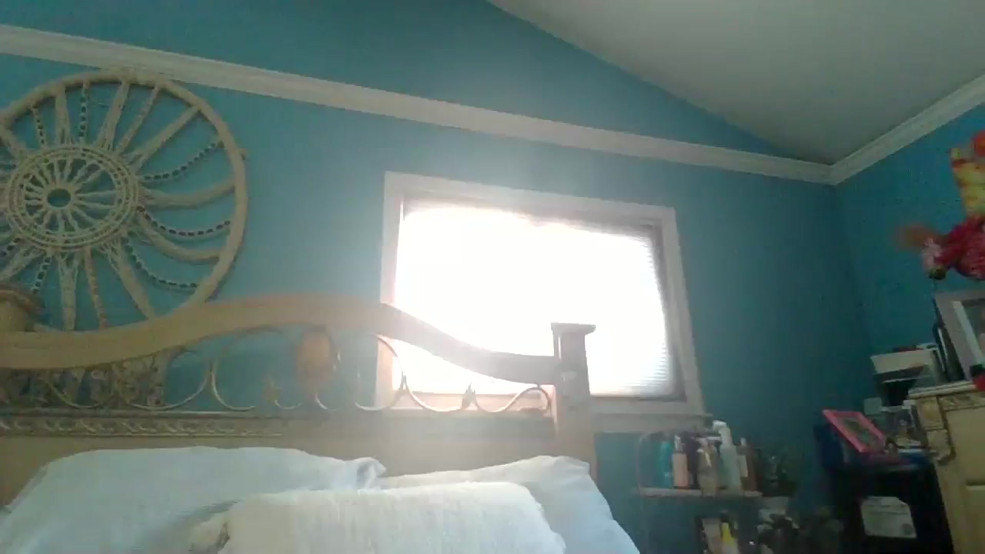 Gallery image thumbnail from KinleySweetie's myfreecams stream on, 08/16/2023, 12:25 image 10 of 20