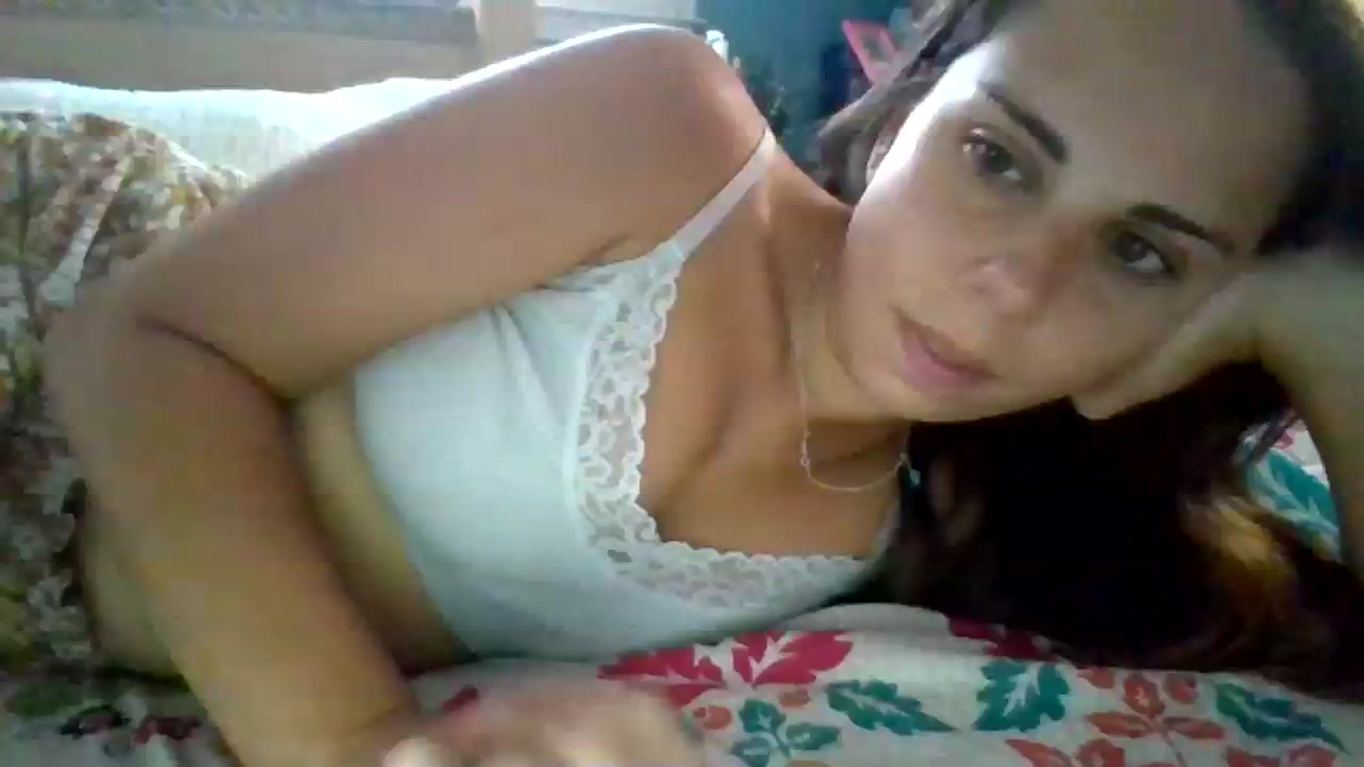 Gallery image thumbnail from KinleySweetie's myfreecams stream on, 09/01/2023, 13:23 image 6 of 20