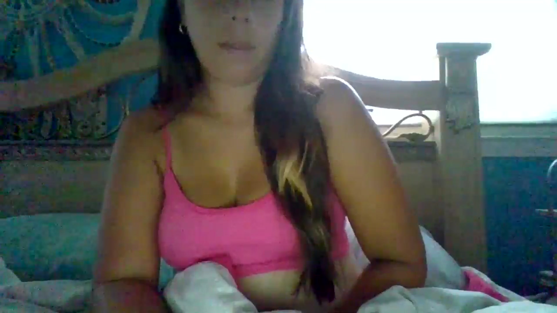 Gallery image thumbnail from KinleySweetie's myfreecams stream on, 08/10/2024, 11:53 image 7 of 20