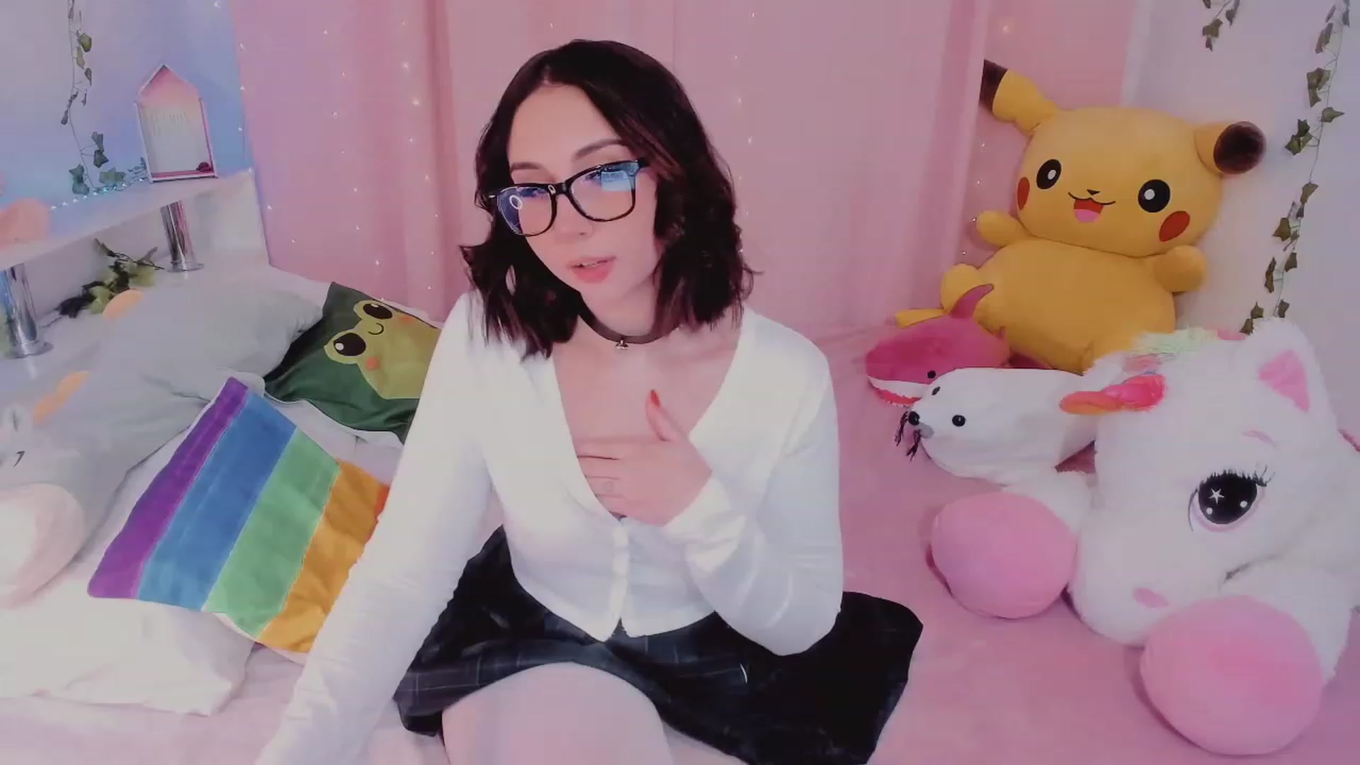 Gallery image thumbnail from KipaHimari's myfreecams stream on, 11/22/2022, 01:05 image 11 of 20