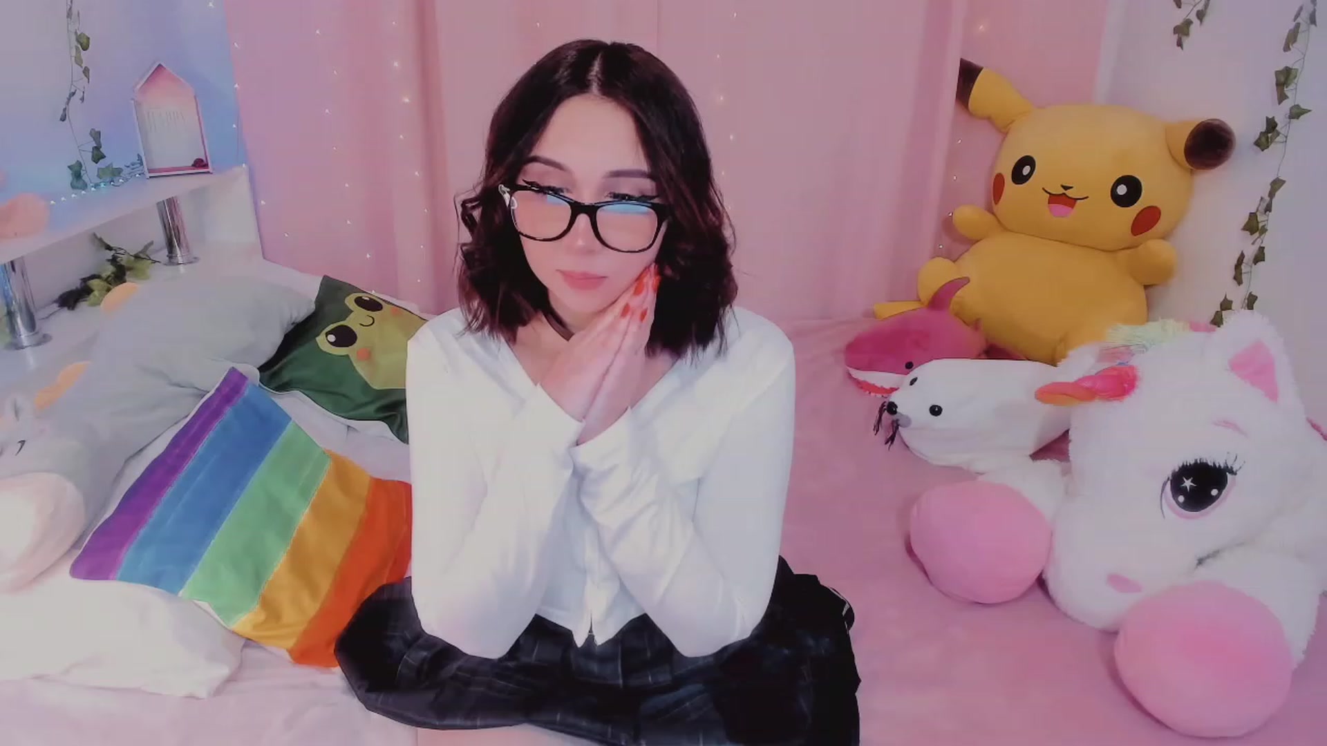 Gallery image thumbnail from KipaHimari's myfreecams stream on, 11/22/2022, 01:05 image 9 of 20