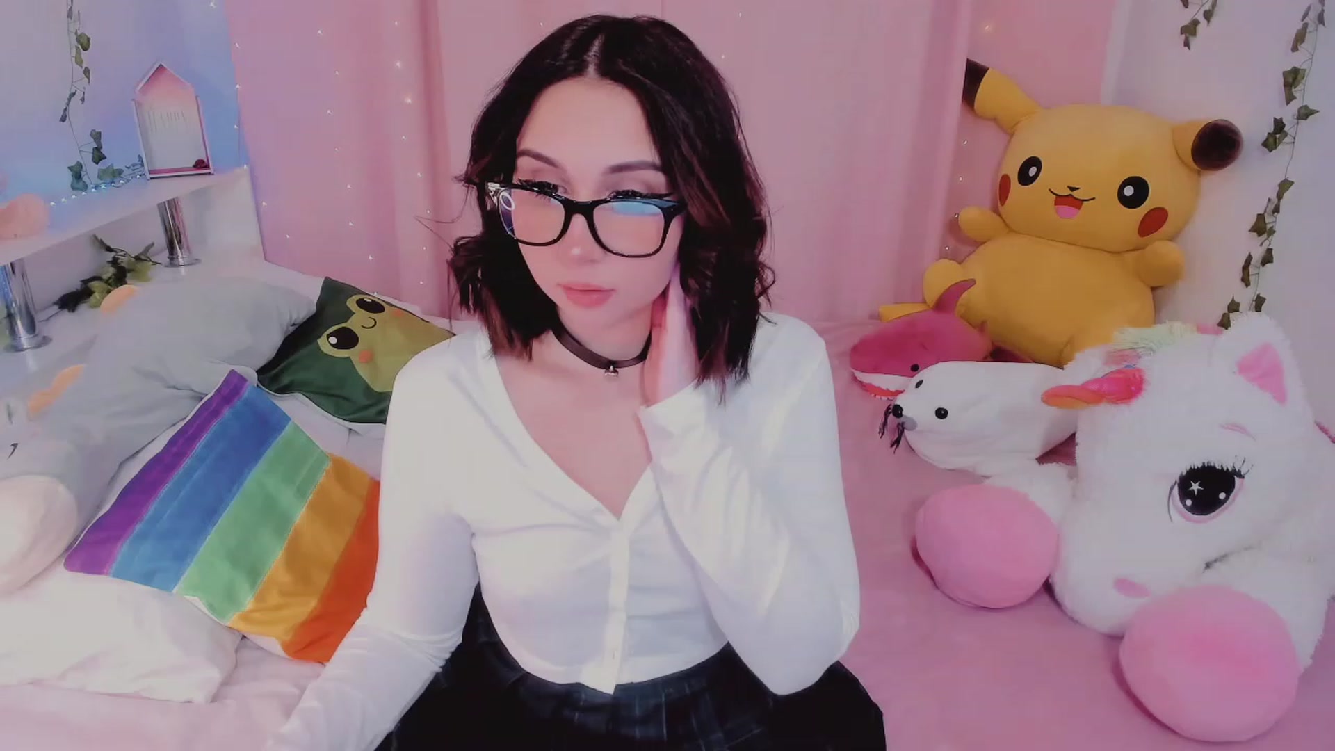 Gallery image thumbnail from KipaHimari's myfreecams stream on, 11/22/2022, 01:05 image 7 of 20