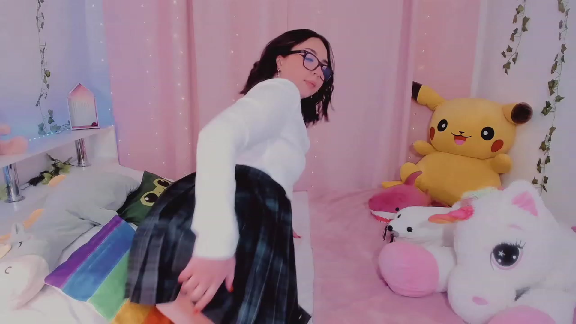 Gallery image thumbnail from KipaHimari's myfreecams stream on, 11/22/2022, 01:05 image 16 of 20