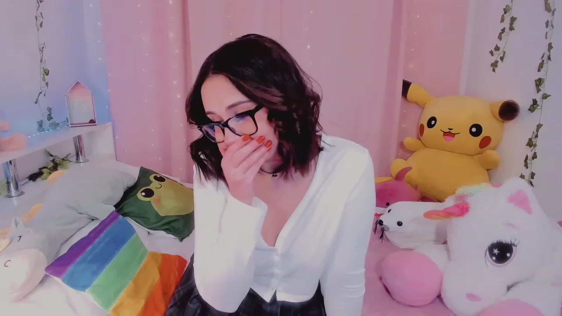 Gallery image thumbnail from KipaHimari's myfreecams stream on, 11/22/2022, 01:05 image 15 of 20
