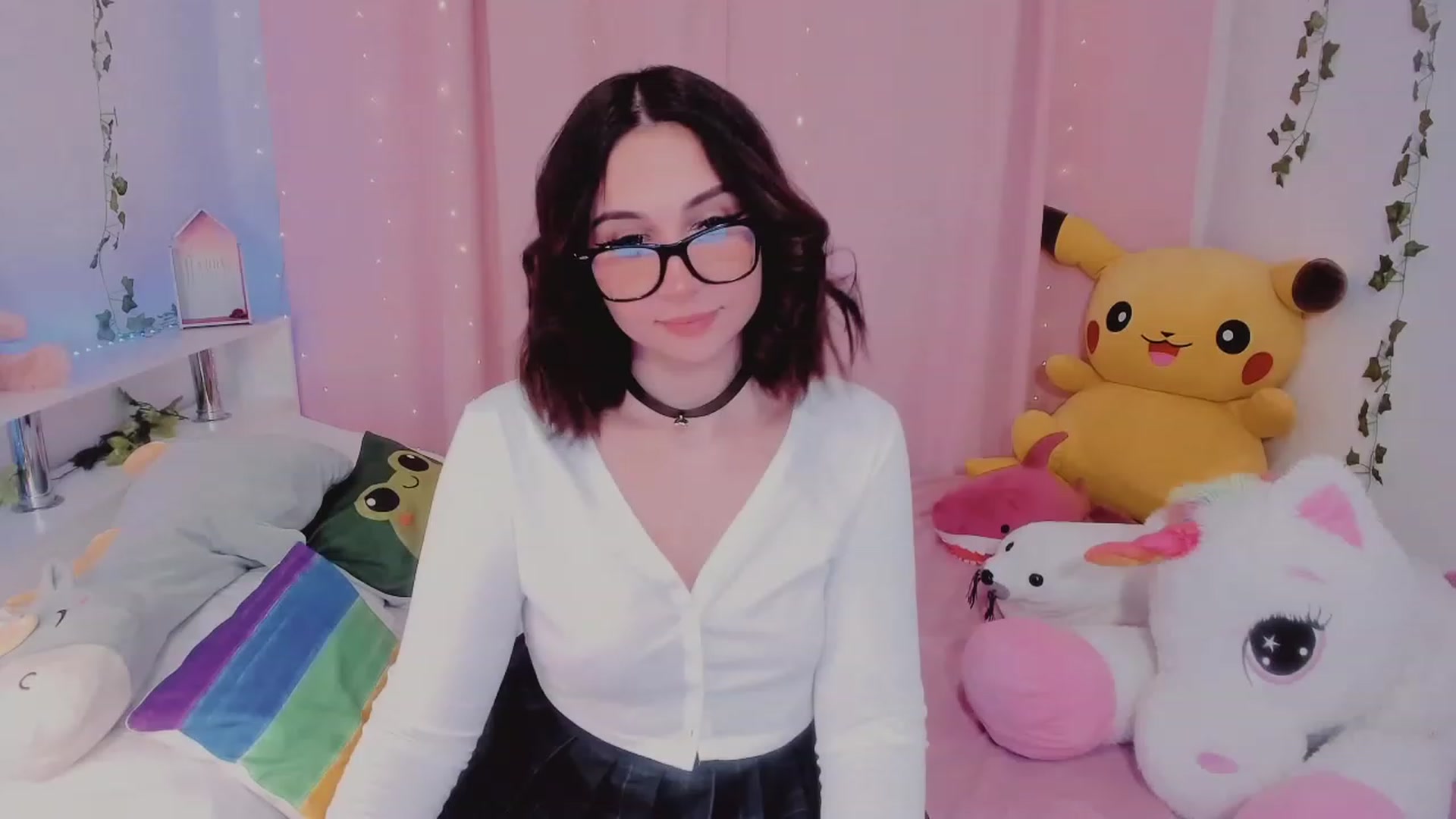 Gallery image thumbnail from KipaHimari's myfreecams stream on, 11/22/2022, 01:05 image 18 of 20