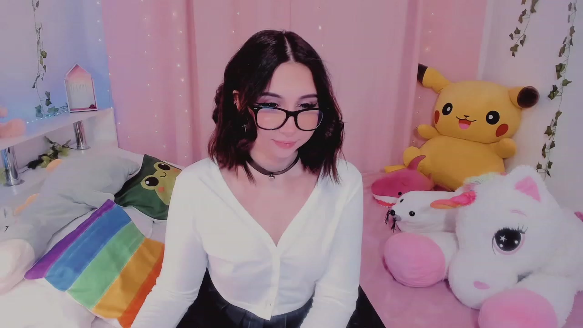 Gallery image thumbnail from KipaHimari's myfreecams stream on, 11/22/2022, 01:44 image 2 of 20