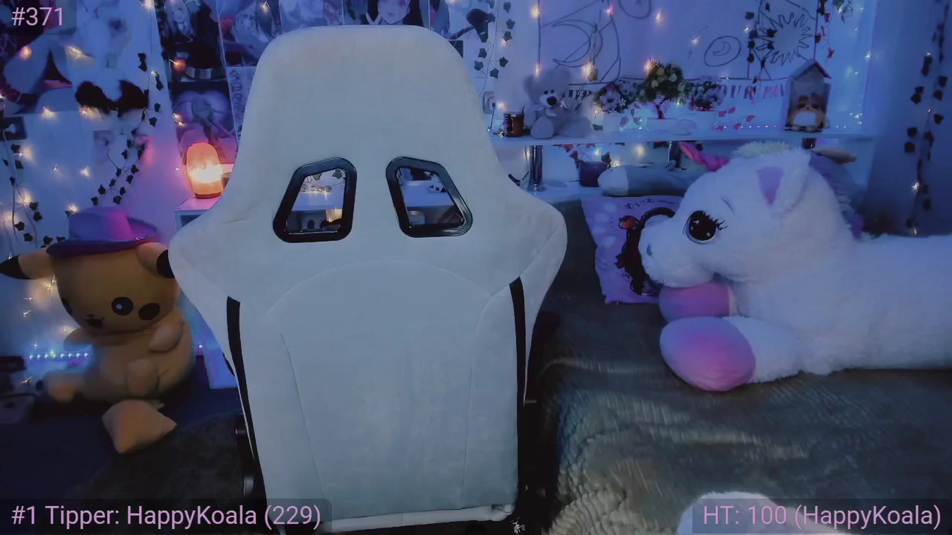 Gallery image thumbnail from KipaHimari's myfreecams stream on, 05/20/2024, 01:38 image 6 of 20