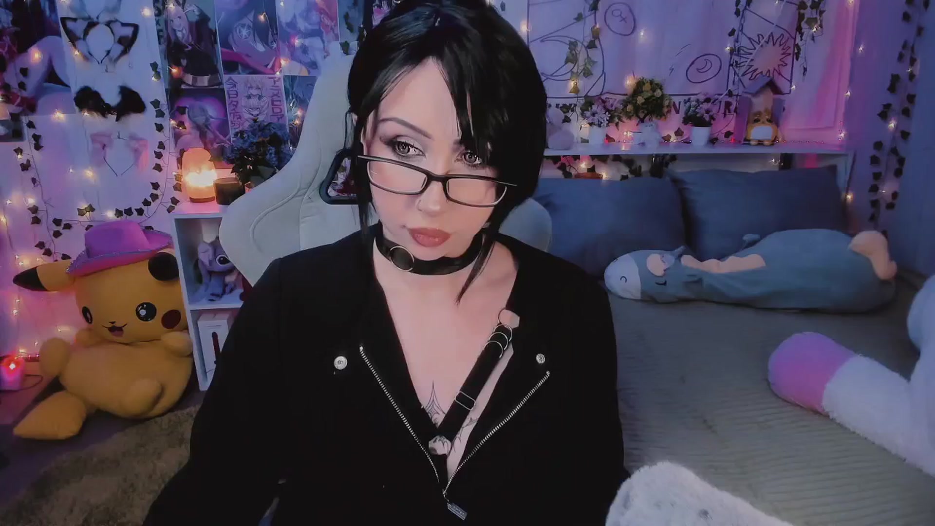 Gallery image thumbnail from KipaHimari's myfreecams stream on, 05/25/2024, 24:25 image 6 of 20