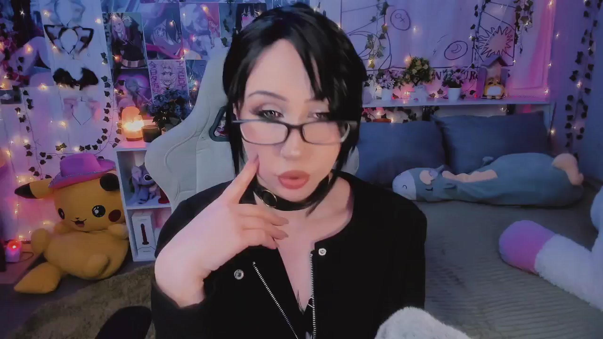 Gallery image thumbnail from KipaHimari's myfreecams stream on, 05/25/2024, 24:25 image 20 of 20