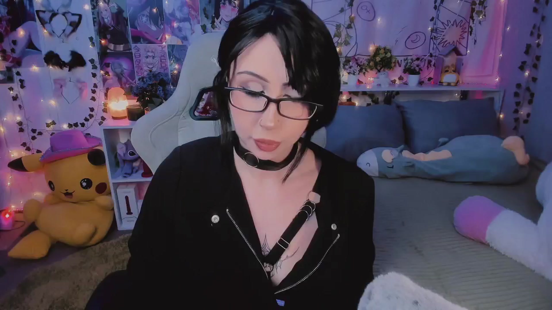 Gallery image thumbnail from KipaHimari's myfreecams stream on, 05/25/2024, 24:25 image 1 of 20