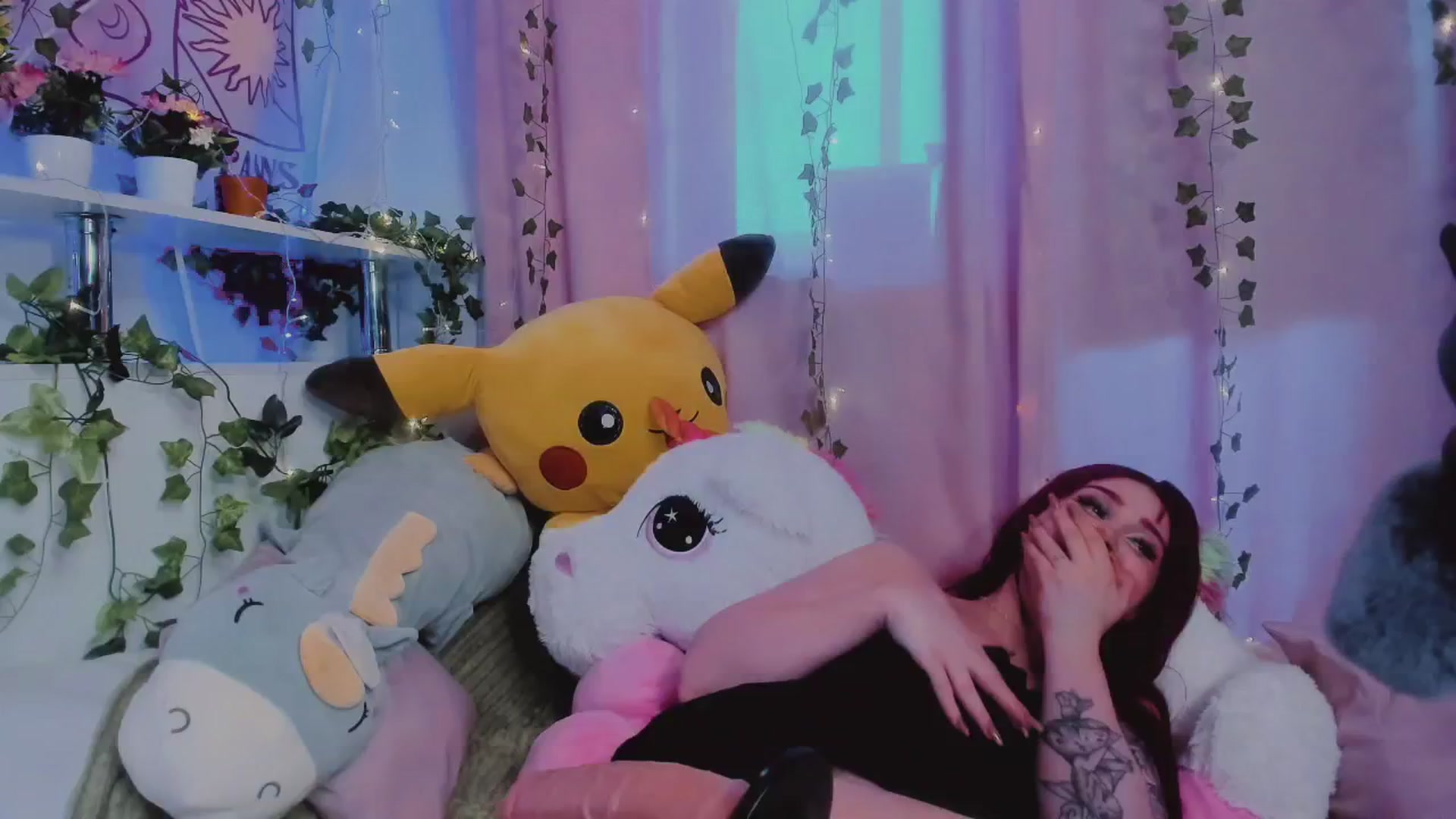 Gallery image thumbnail from KipaHimari's myfreecams stream on, 06/02/2024, 03:10 image 15 of 20