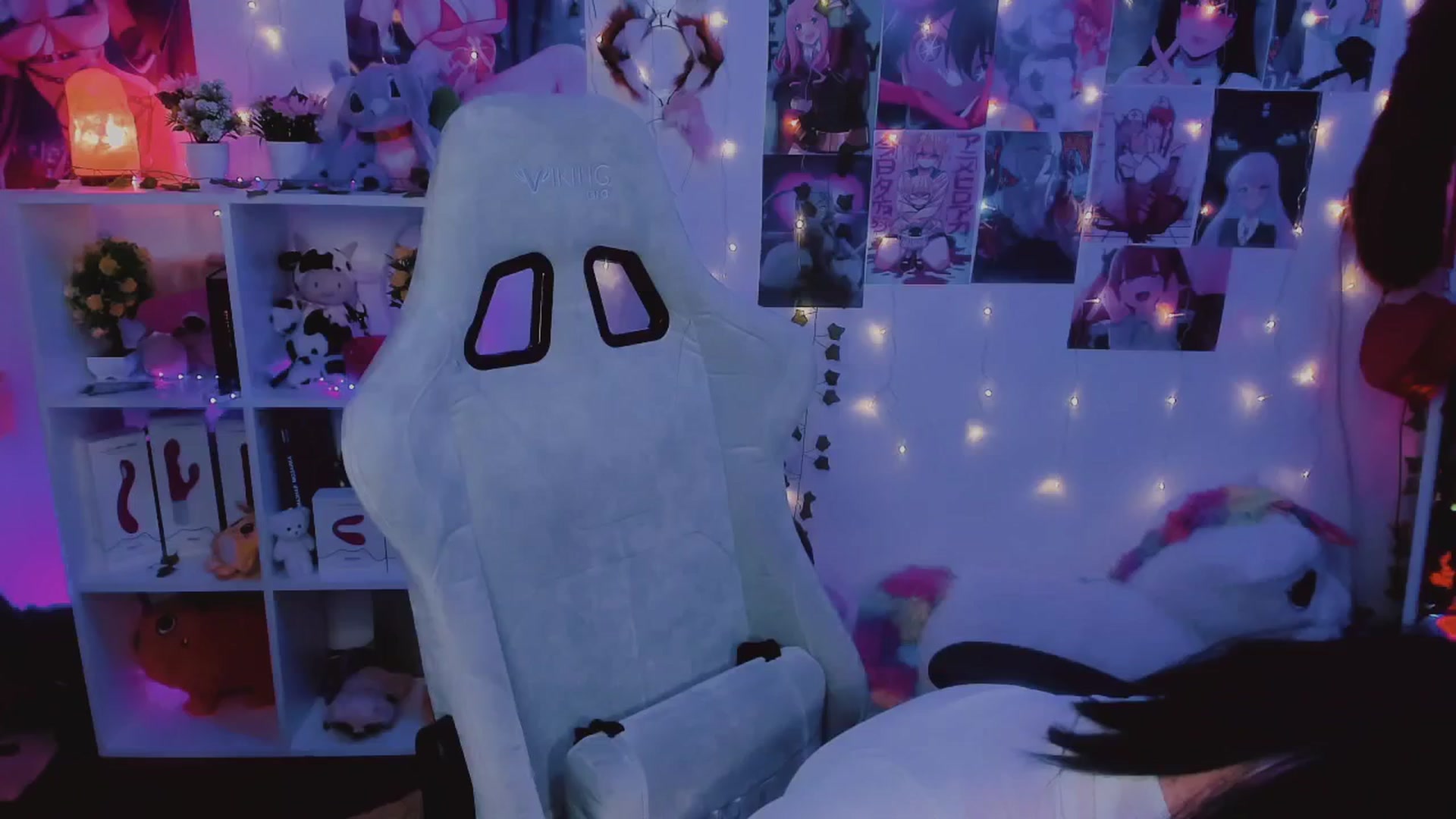 Gallery image thumbnail from KipaHimari's myfreecams stream on, 07/10/2024, 19:26 image 6 of 20