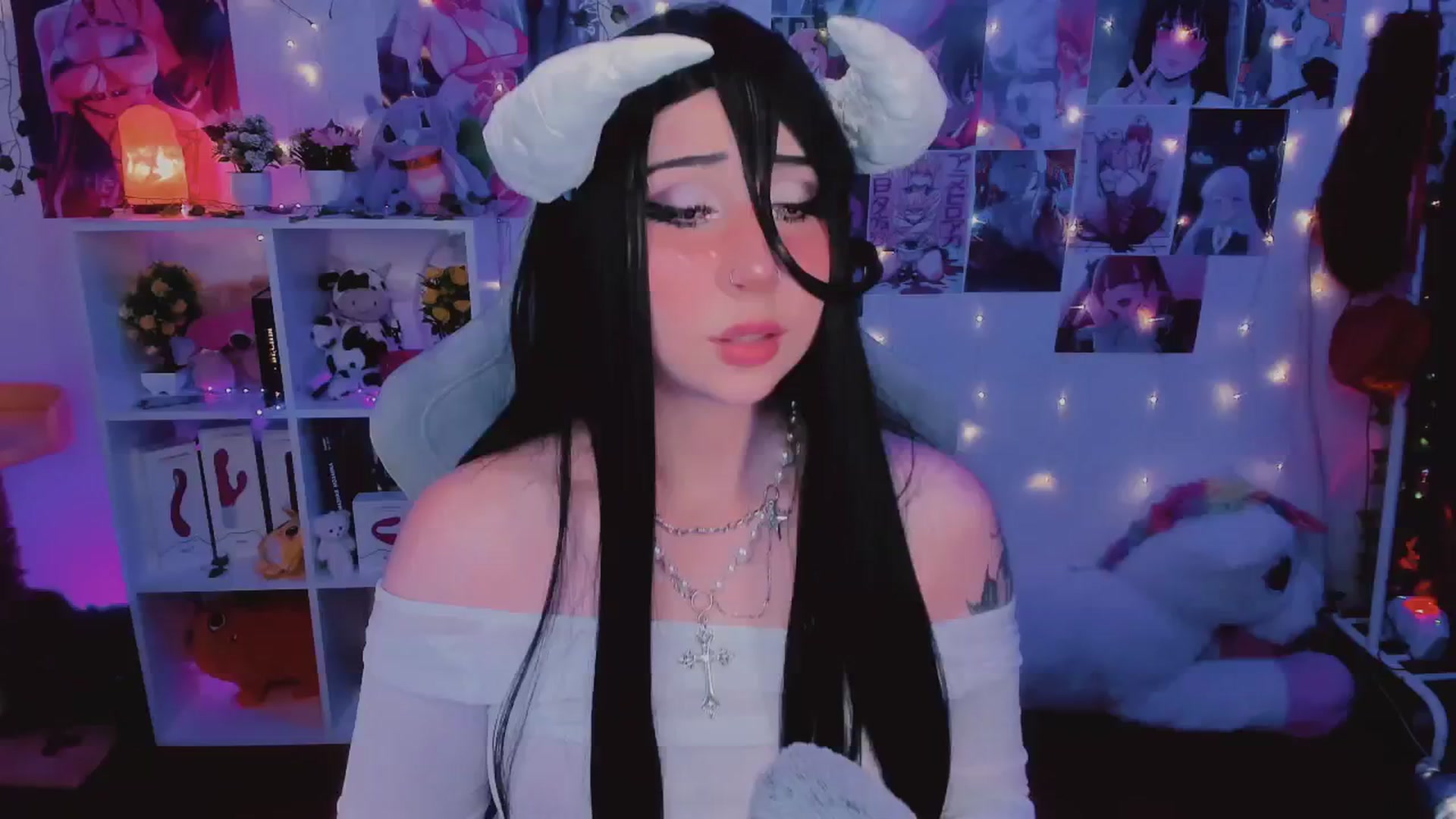 Gallery image thumbnail from KipaHimari's myfreecams stream on, 07/10/2024, 19:26 image 13 of 20