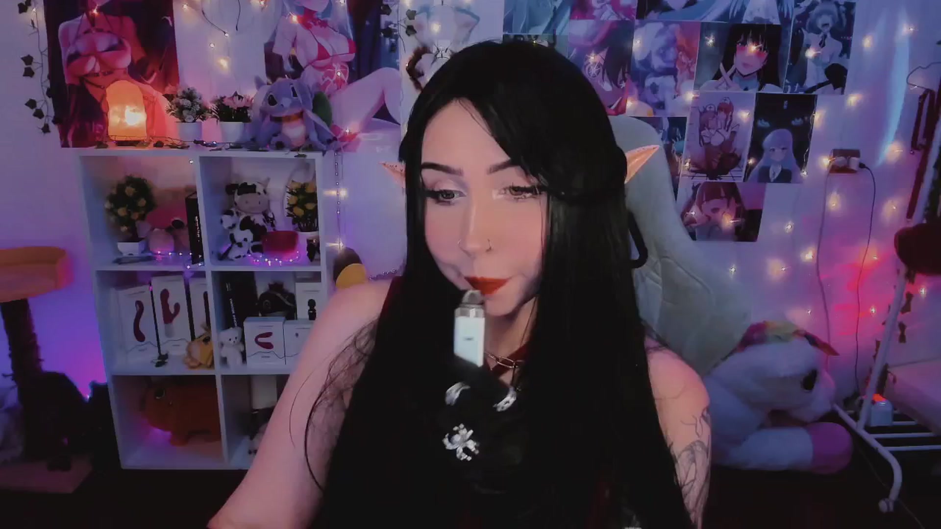 Gallery image thumbnail from KipaHimari's myfreecams stream on, 07/14/2024, 20:37 image 17 of 20