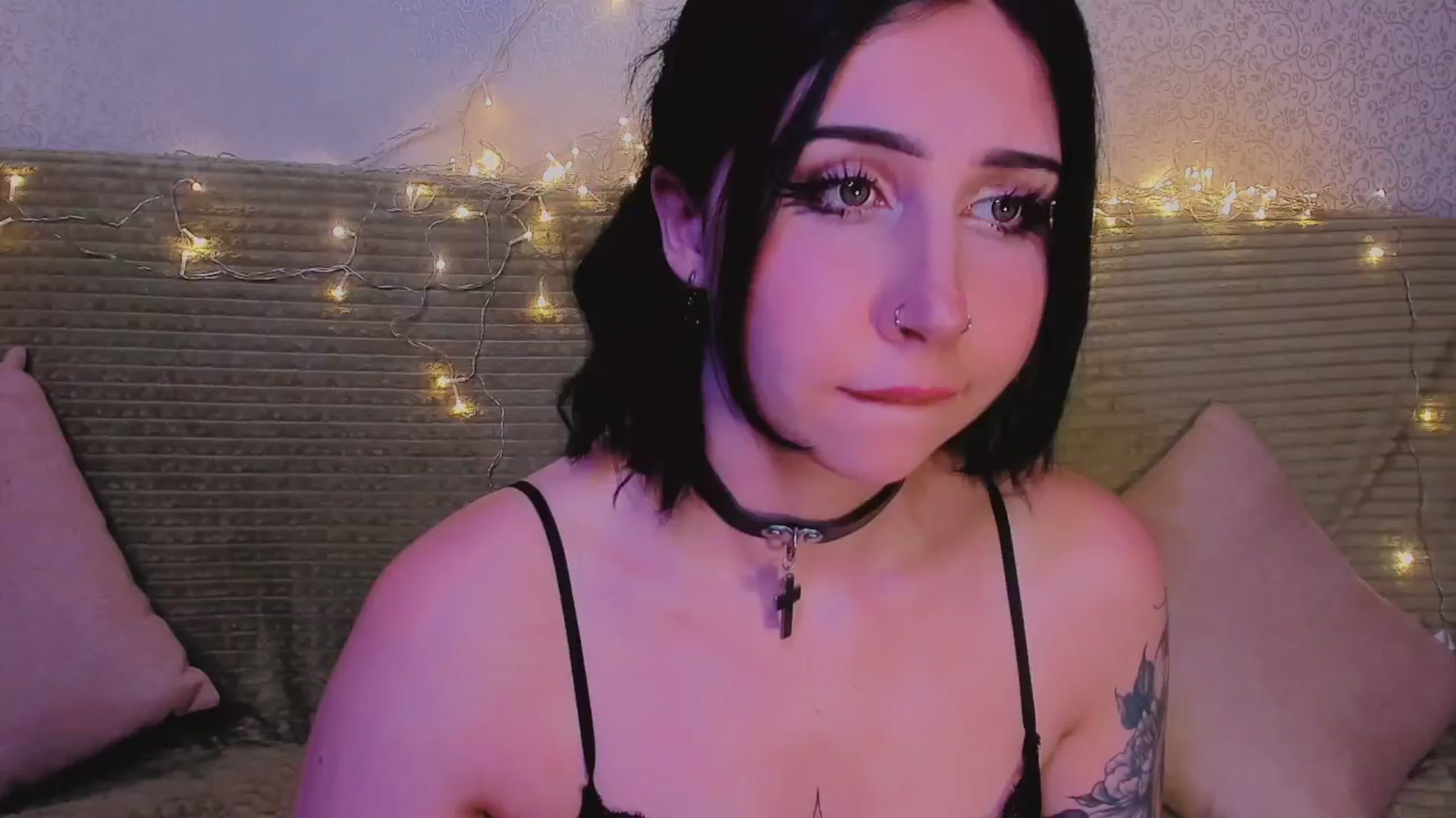 Gallery image thumbnail from KipaHimari's myfreecams stream on, 07/18/2024, 23:36 image 1 of 20