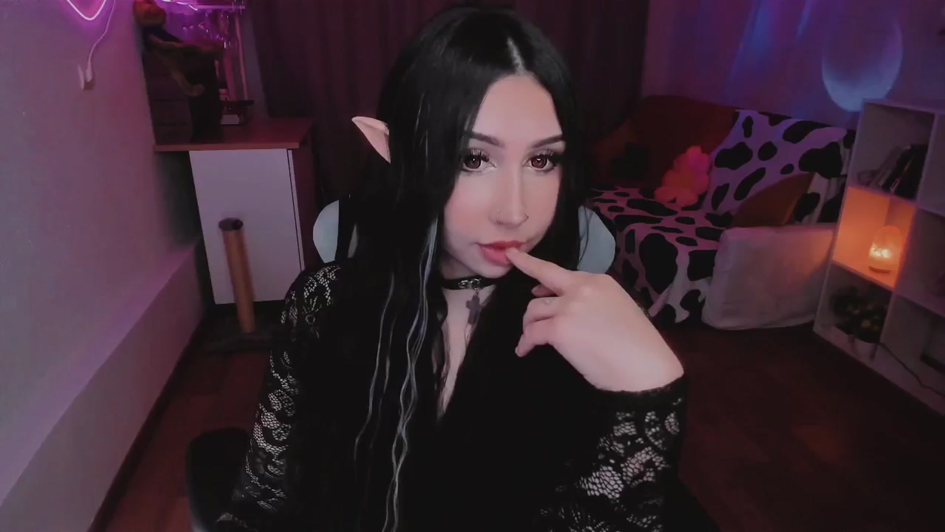 Gallery image thumbnail from KipaHimari's myfreecams stream on, 08/28/2024, 22:04 image 18 of 20