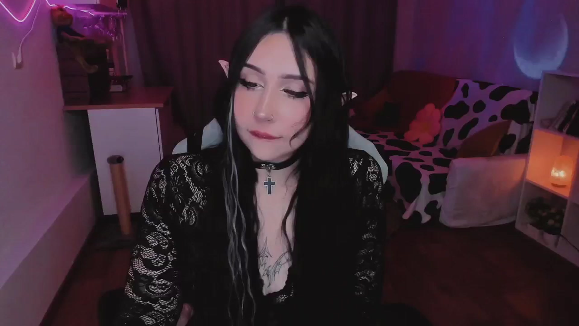 Gallery image thumbnail from KipaHimari's myfreecams stream on, 08/28/2024, 22:04 image 1 of 20