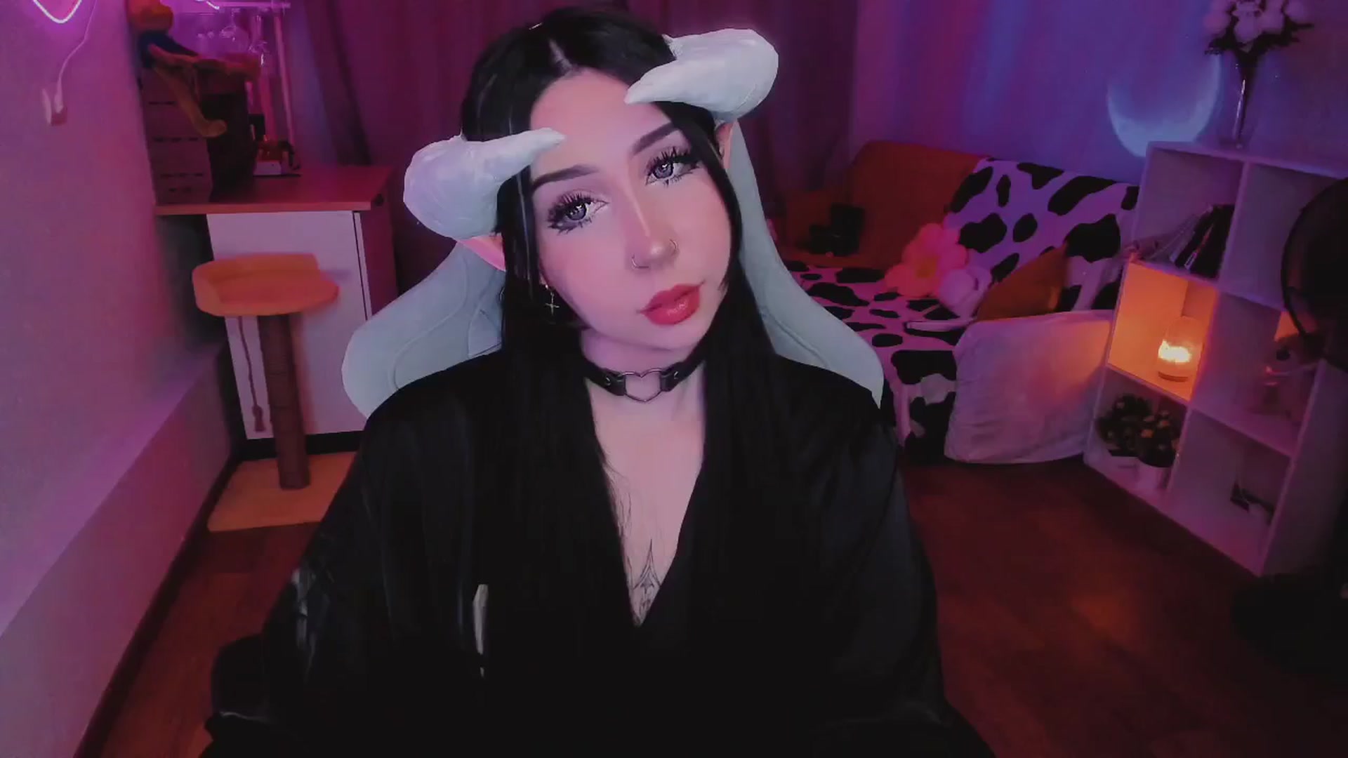 Gallery image thumbnail from KipaHimari's myfreecams stream on, 08/31/2024, 18:09 image 2 of 20