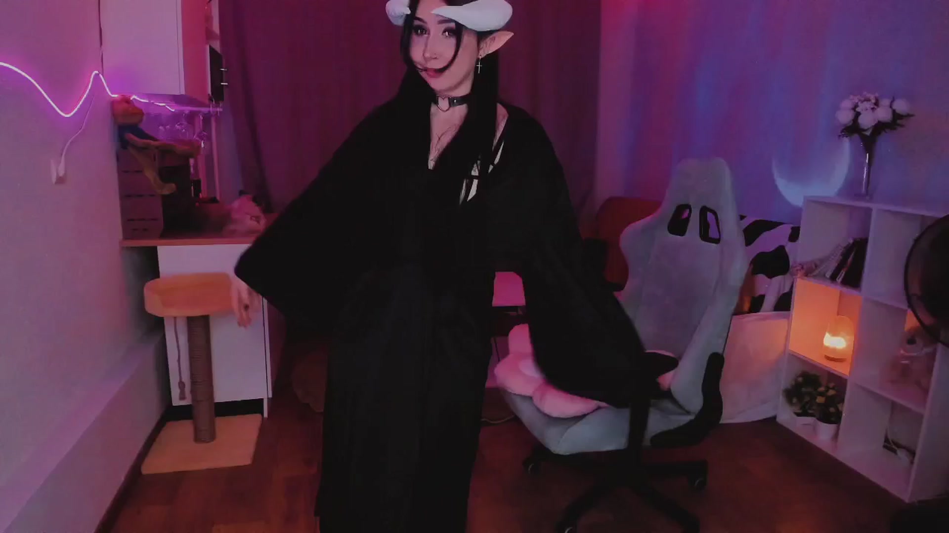 Gallery image thumbnail from KipaHimari's myfreecams stream on, 08/31/2024, 18:36 image 12 of 20