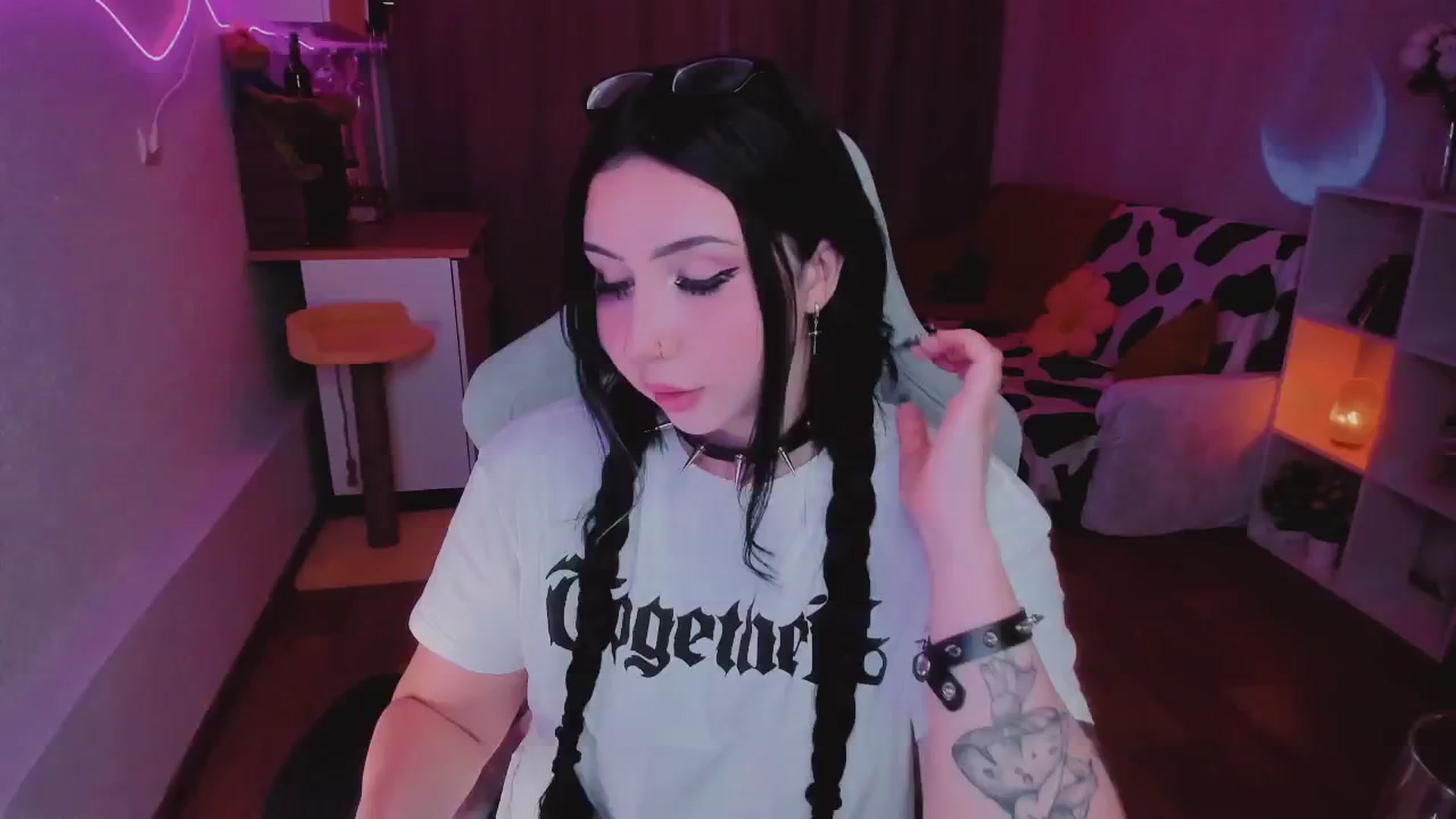 Gallery image thumbnail from KipaHimari's myfreecams stream on, 09/04/2024, 14:13 image 9 of 20