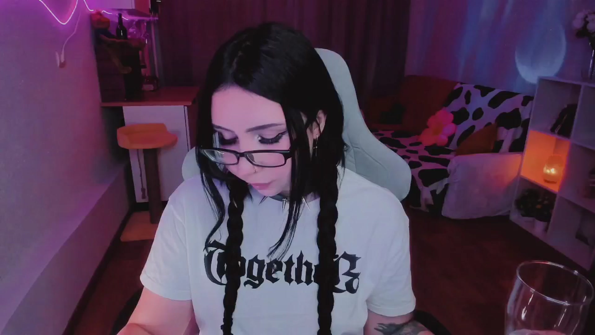 Gallery image thumbnail from KipaHimari's myfreecams stream on, 09/04/2024, 14:13 image 13 of 20