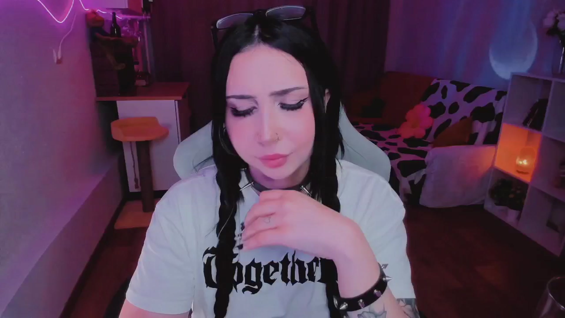 Gallery image thumbnail from KipaHimari's myfreecams stream on, 09/04/2024, 14:13 image 7 of 20