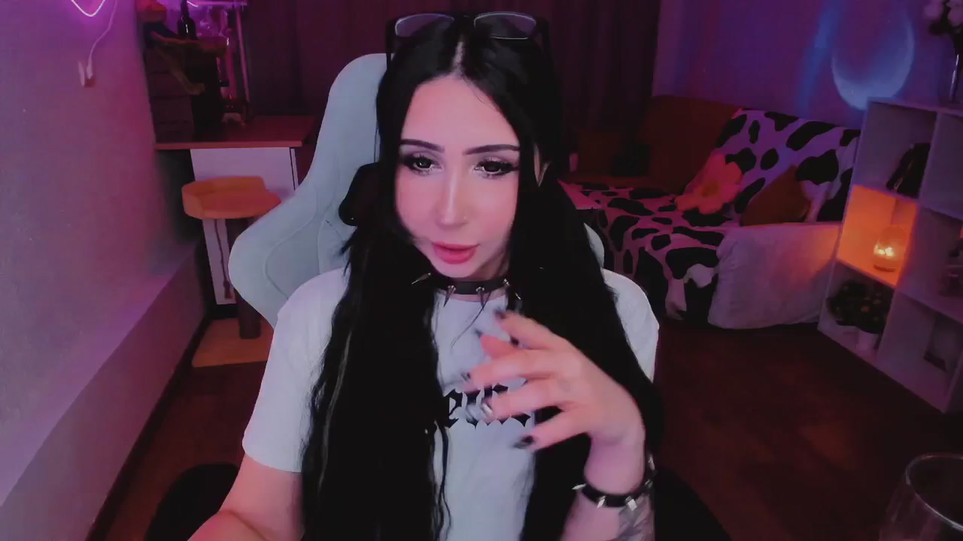 Gallery image thumbnail from KipaHimari's myfreecams stream on, 09/04/2024, 16:45 image 7 of 20