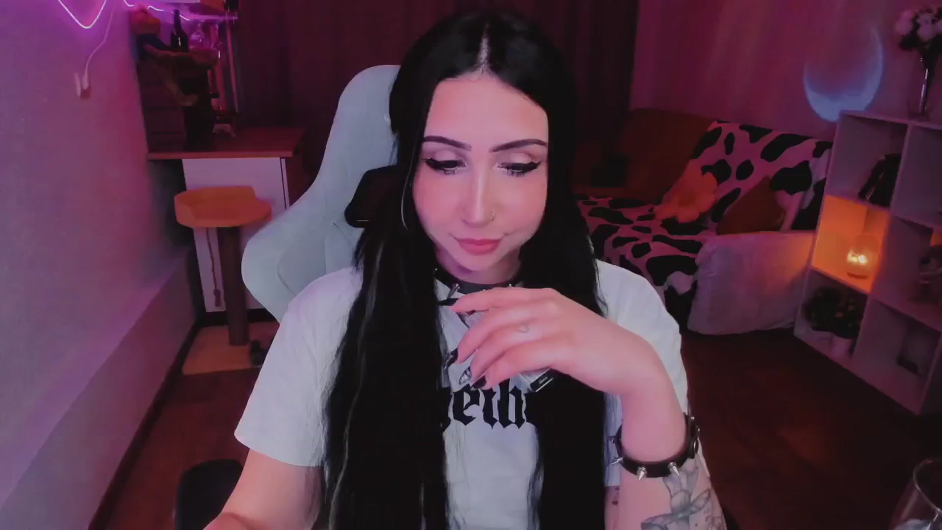 Gallery image thumbnail from KipaHimari's myfreecams stream on, 09/04/2024, 16:45 image 18 of 20