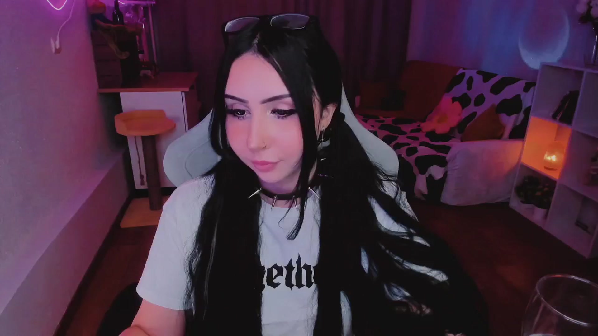 Gallery image thumbnail from KipaHimari's myfreecams stream on, 09/04/2024, 16:45 image 9 of 20