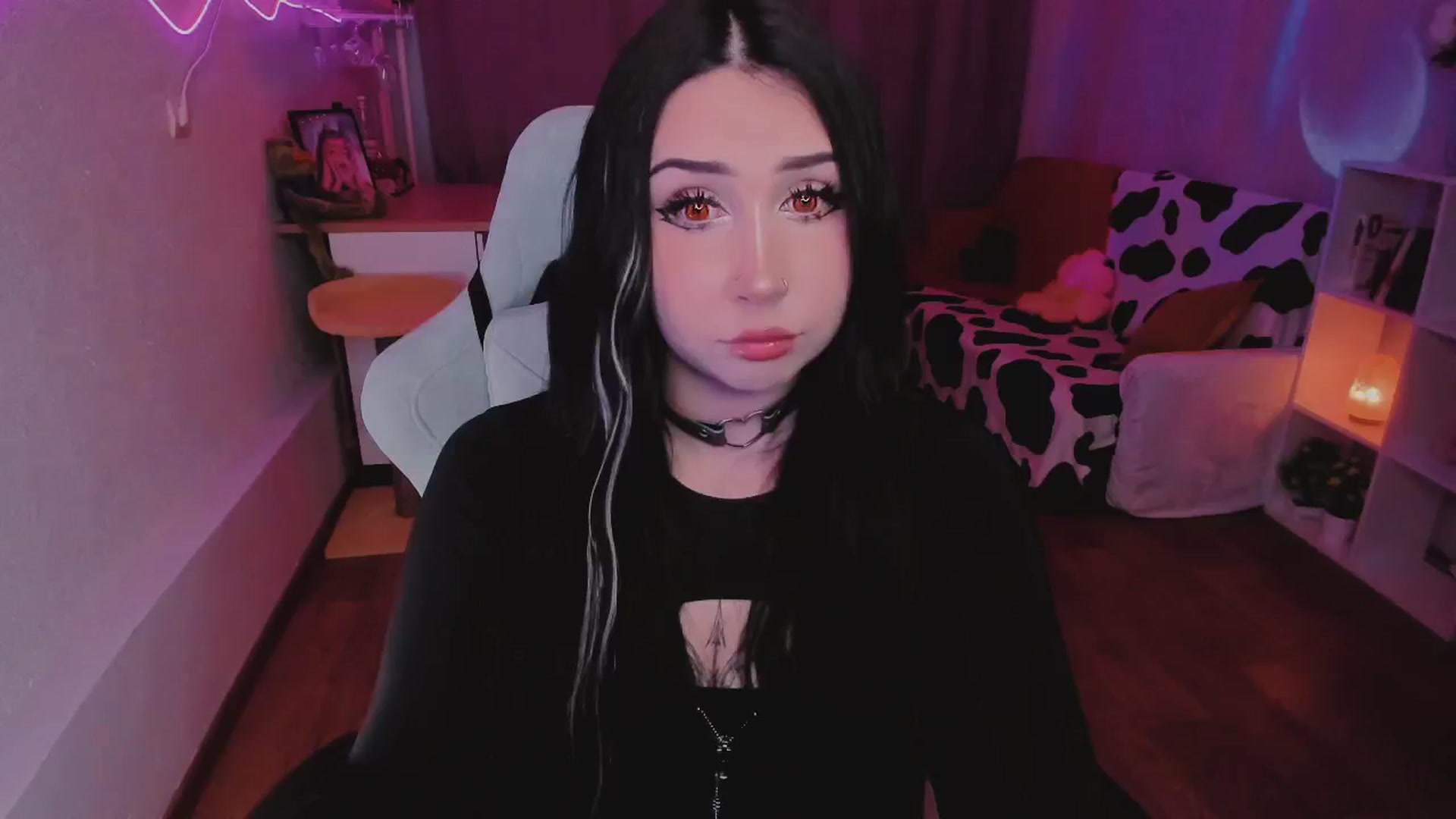 Gallery image thumbnail from KipaHimari's myfreecams stream on, 09/09/2024, 11:38 image 5 of 20