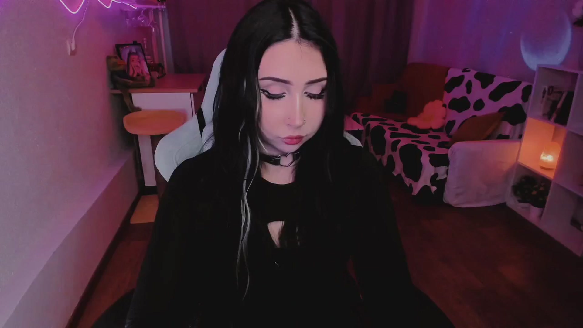 Gallery image thumbnail from KipaHimari's myfreecams stream on, 09/09/2024, 11:38 image 8 of 20