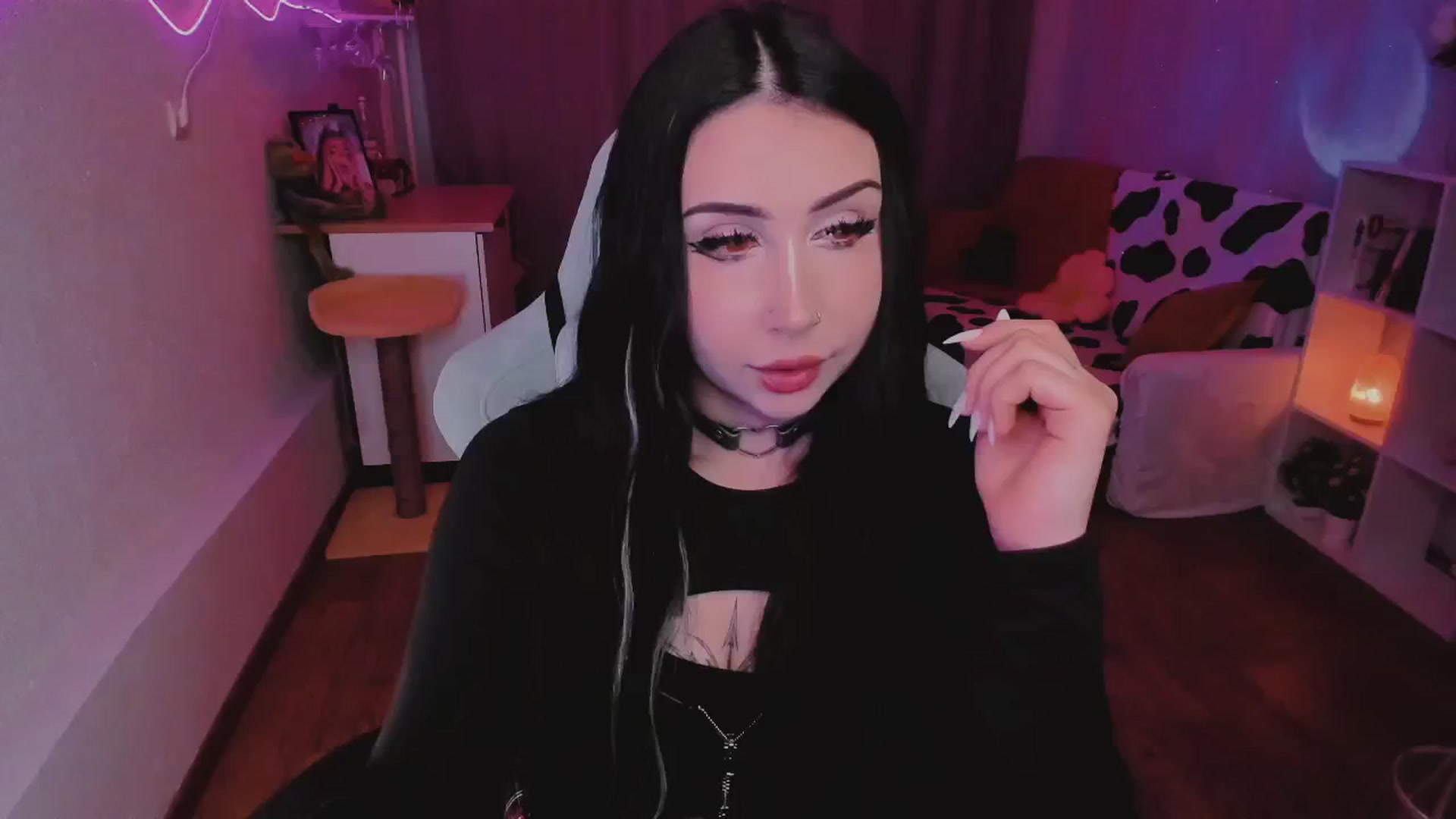 Gallery image thumbnail from KipaHimari's myfreecams stream on, 09/09/2024, 12:56 image 1 of 20
