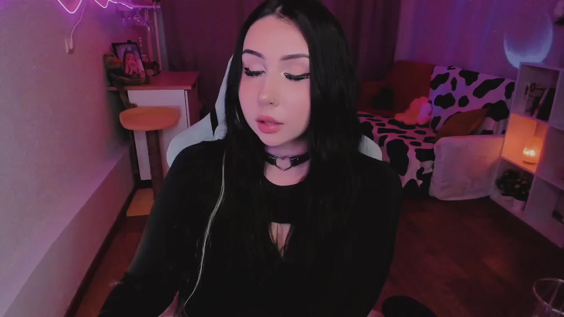 Gallery image thumbnail from KipaHimari's myfreecams stream on, 09/09/2024, 12:56 image 9 of 20