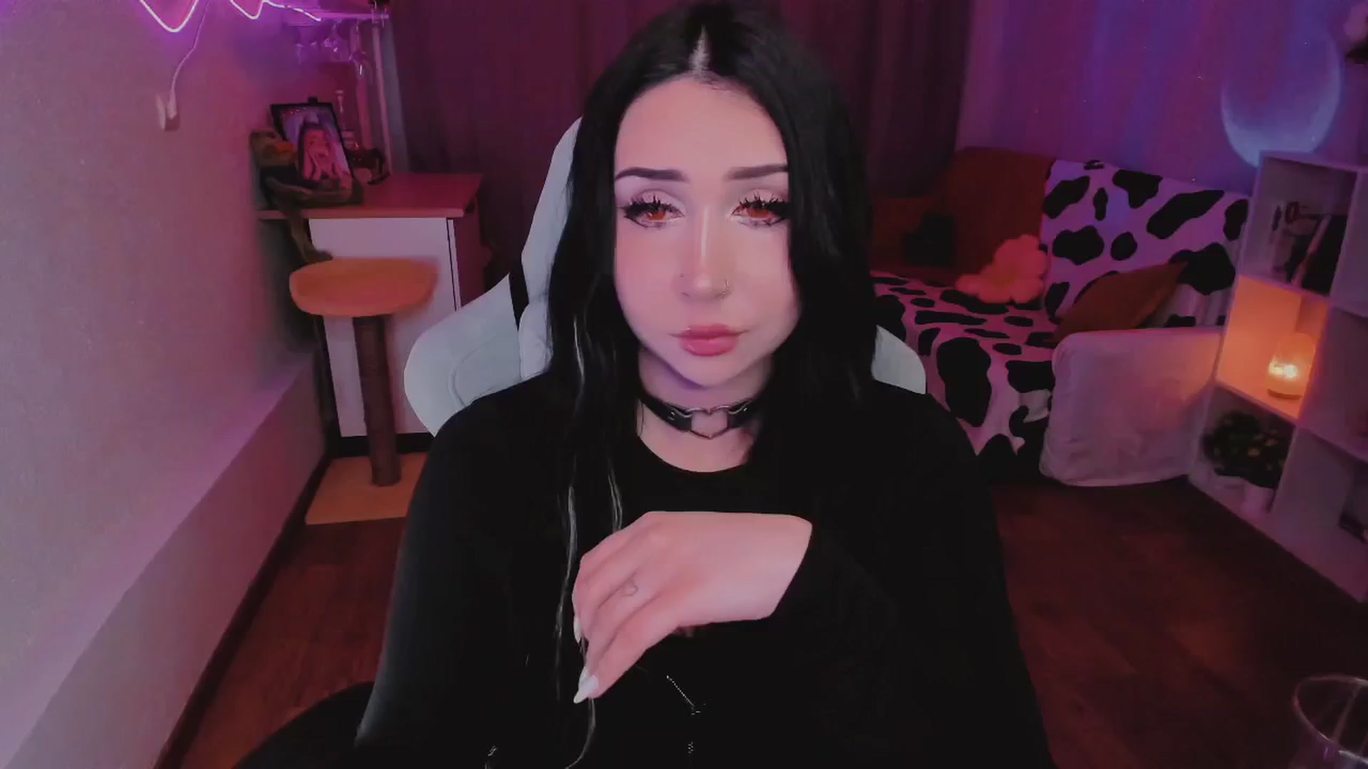 Gallery image thumbnail from KipaHimari's myfreecams stream on, 09/09/2024, 12:56 image 3 of 20