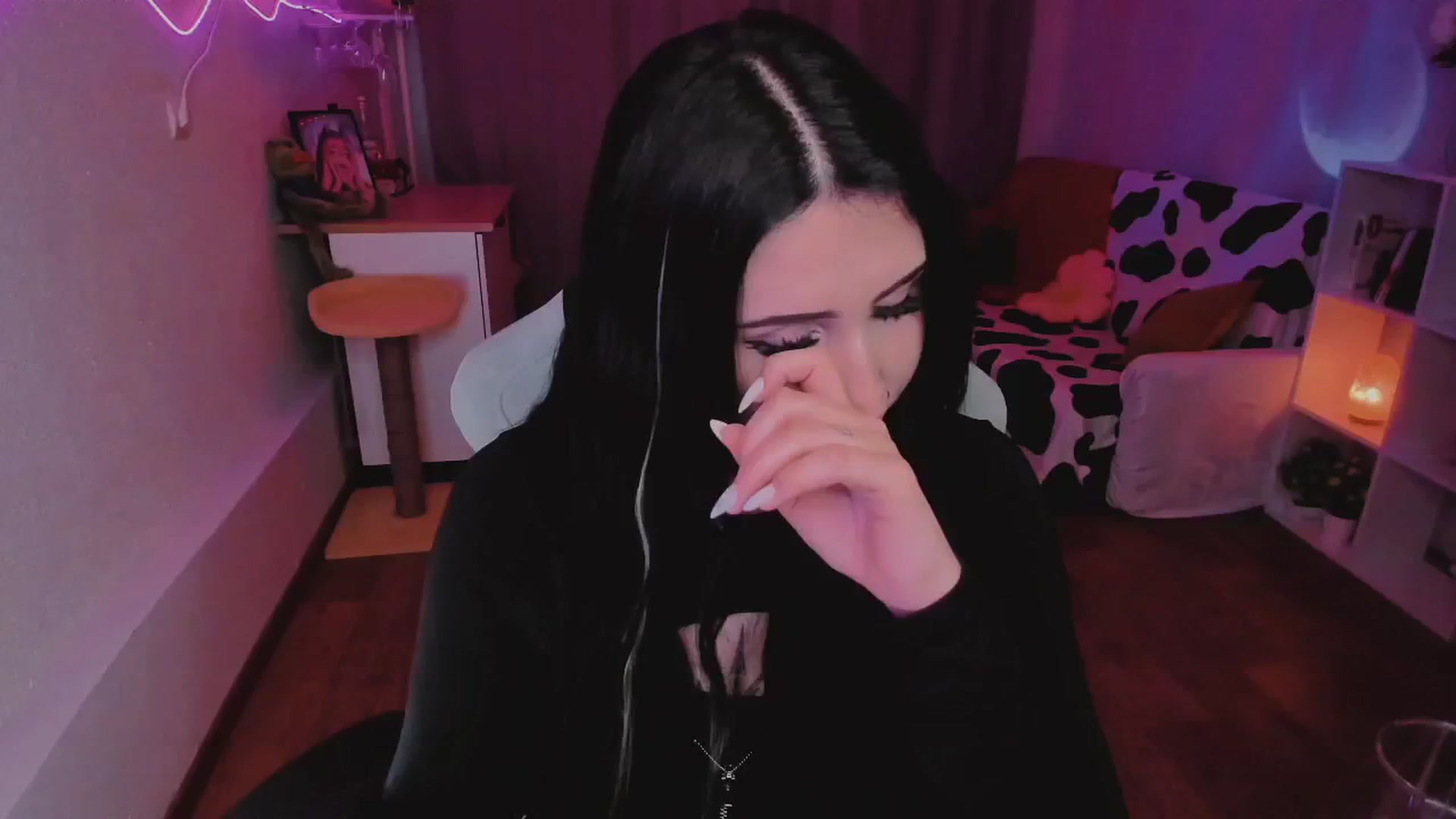 Gallery image thumbnail from KipaHimari's myfreecams stream on, 09/09/2024, 12:56 image 5 of 20