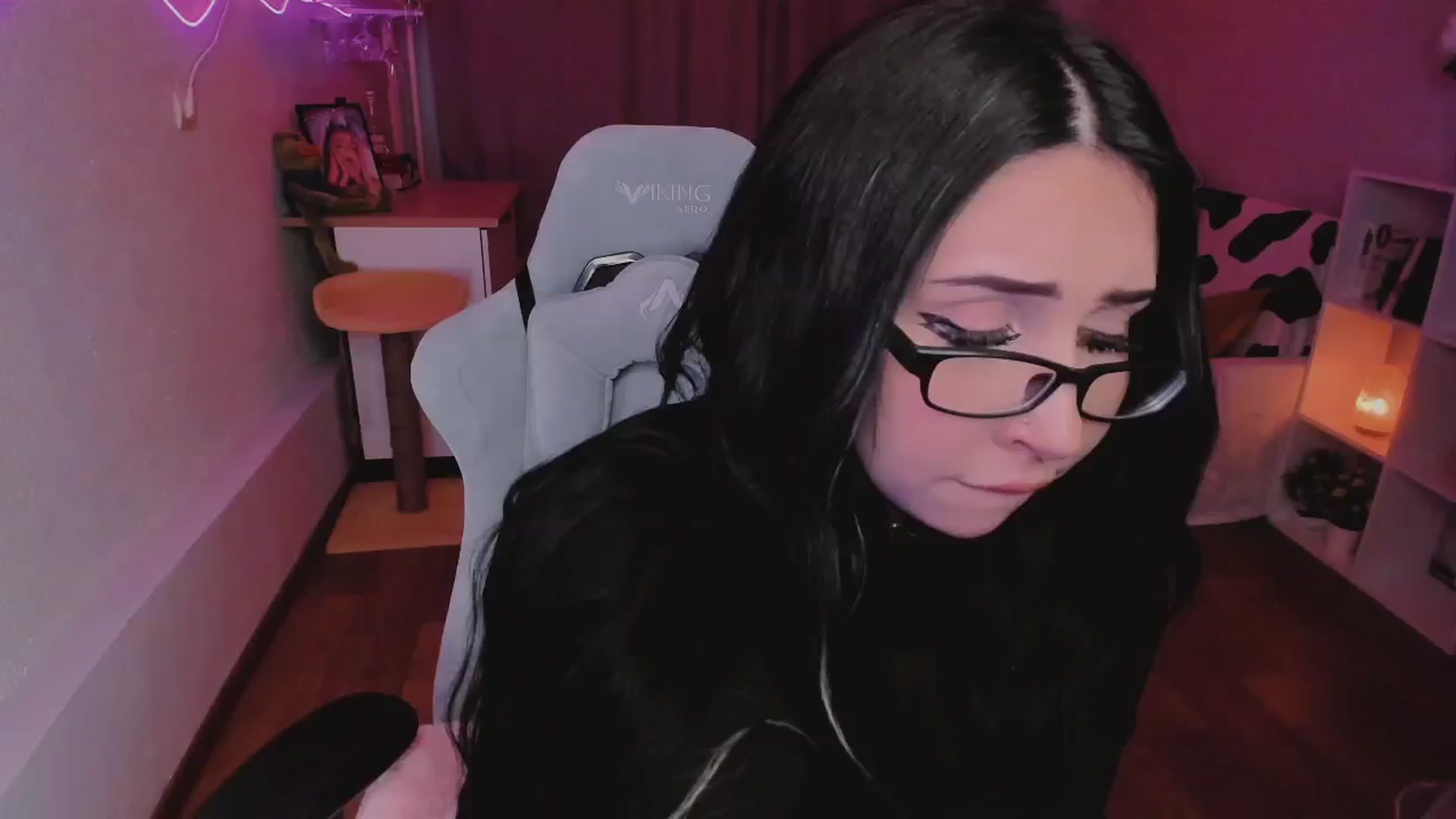 Gallery image thumbnail from KipaHimari's myfreecams stream on, 09/09/2024, 13:51 image 13 of 20