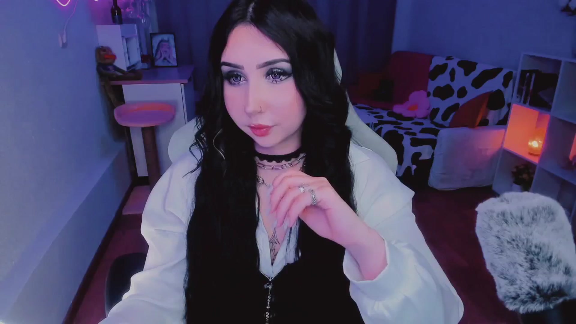 Gallery image thumbnail from KipaHimari's myfreecams stream on, 09/12/2024, 16:57 image 8 of 20