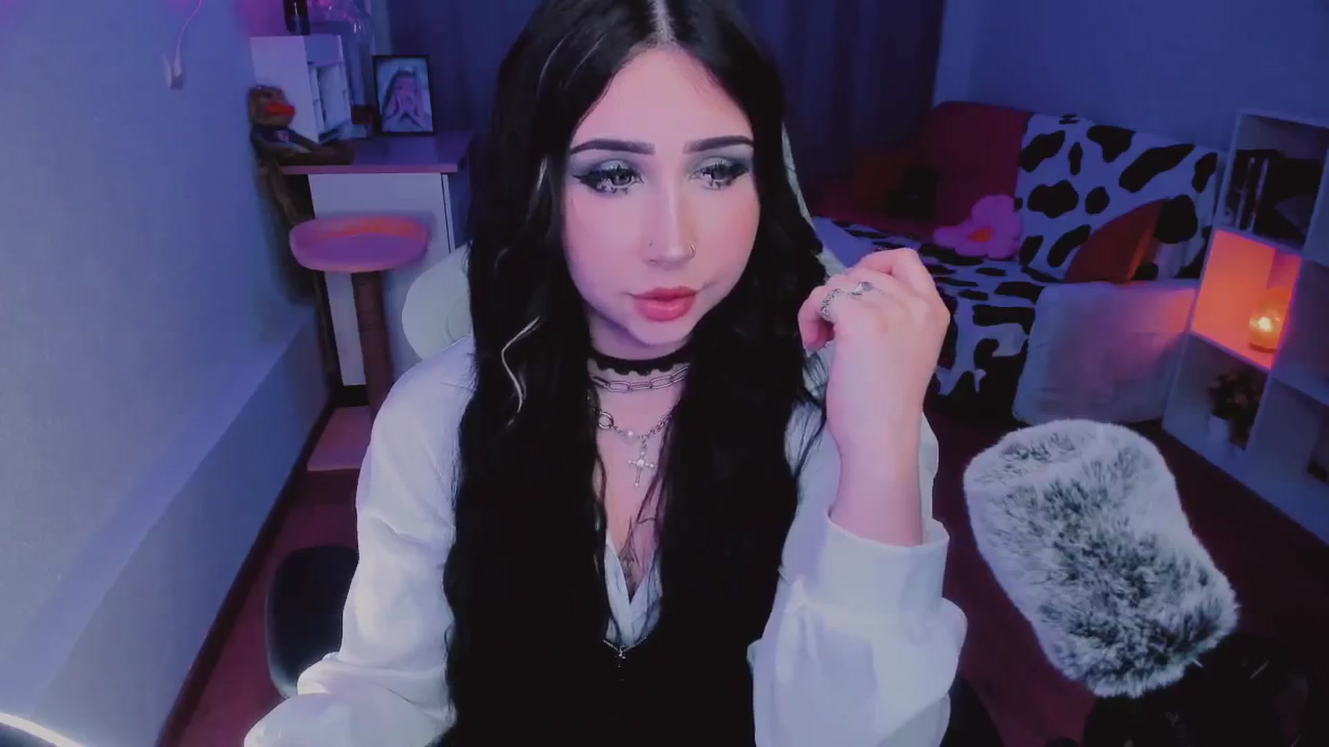 Gallery image thumbnail from KipaHimari's myfreecams stream on, 09/12/2024, 16:57 image 9 of 20