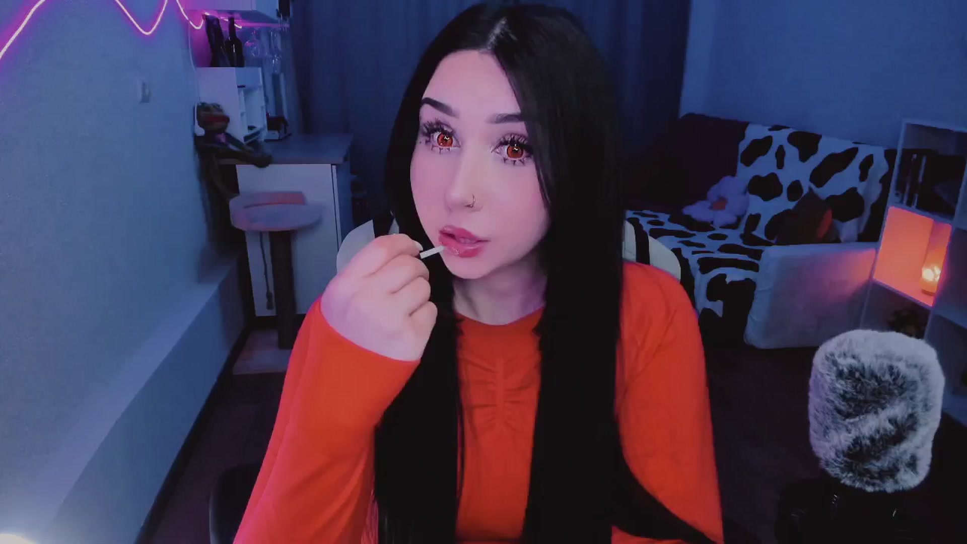 Gallery image thumbnail from KipaHimari's myfreecams stream on, 09/16/2024, 15:37 image 16 of 20