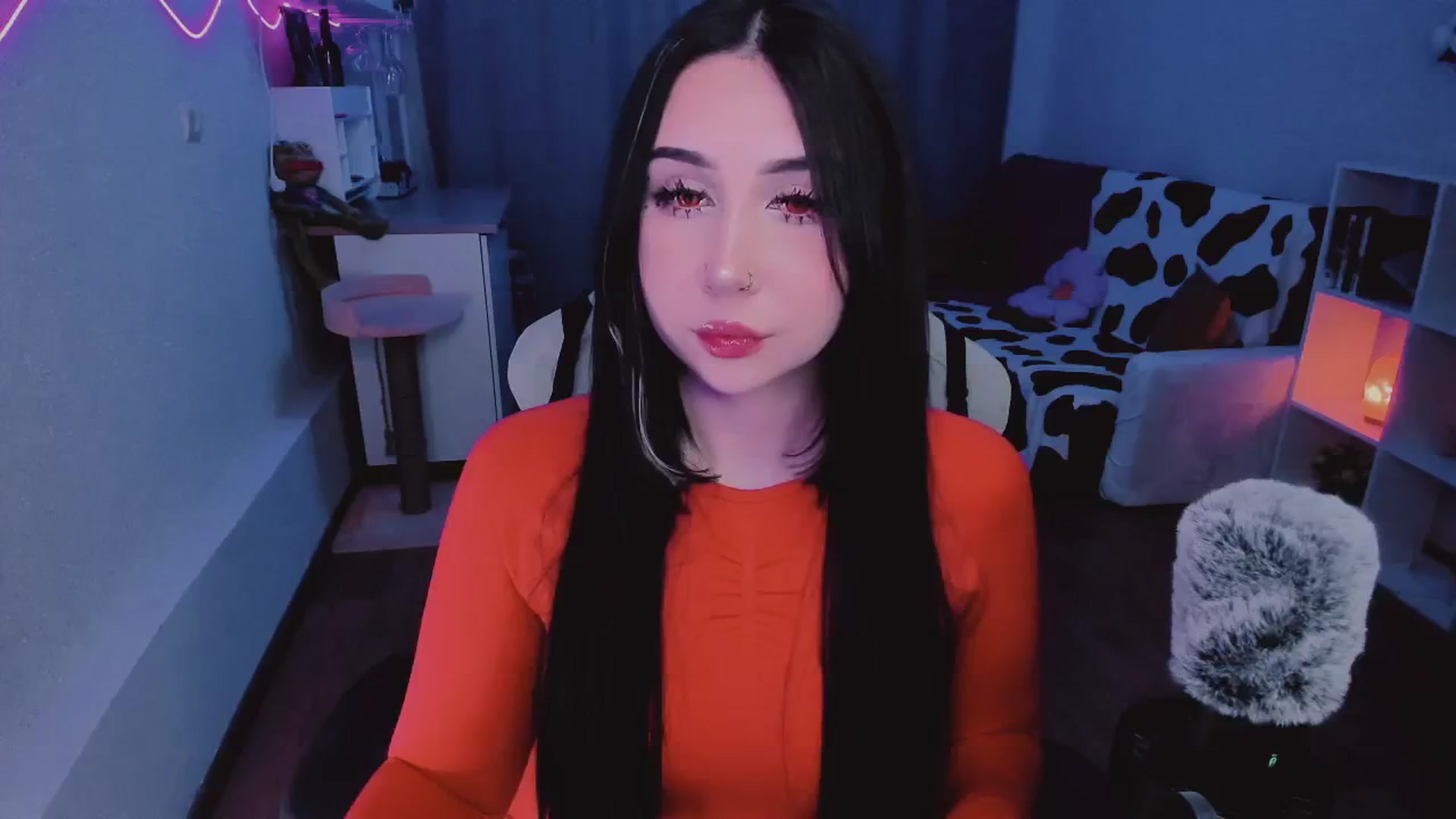 Gallery image thumbnail from KipaHimari's myfreecams stream on, 09/16/2024, 15:37 image 5 of 20