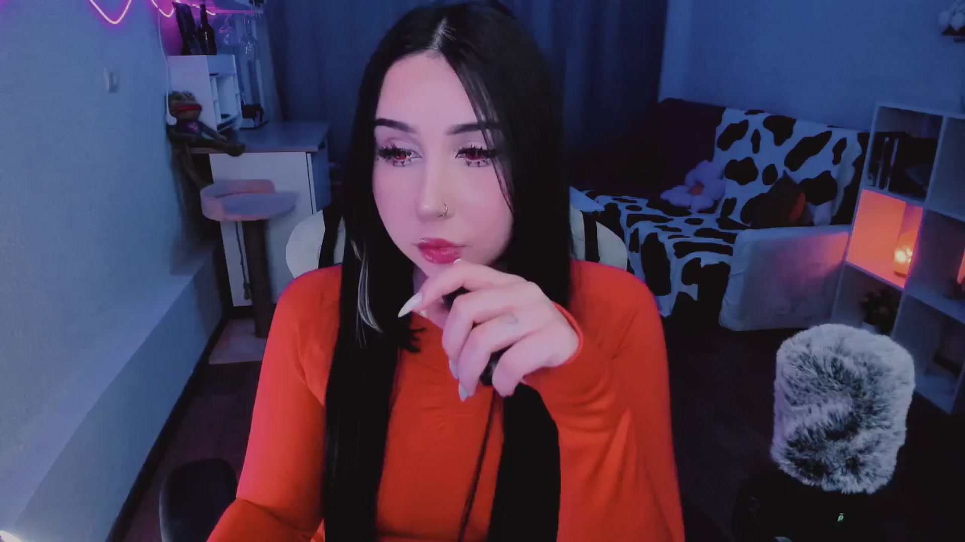 Gallery image thumbnail from KipaHimari's myfreecams stream on, 09/16/2024, 15:37 image 8 of 20